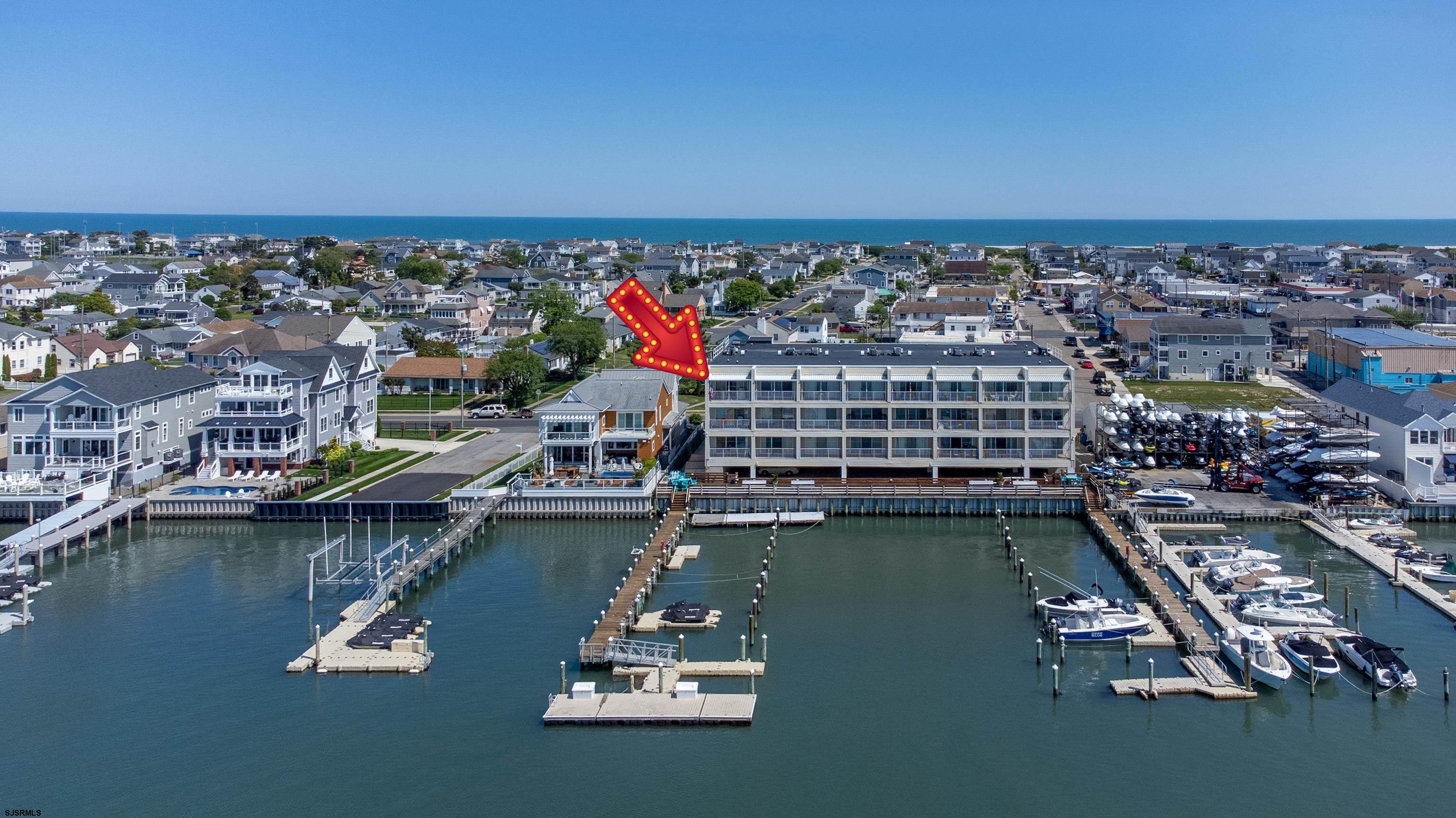 3007 Bayshore 24 — photo