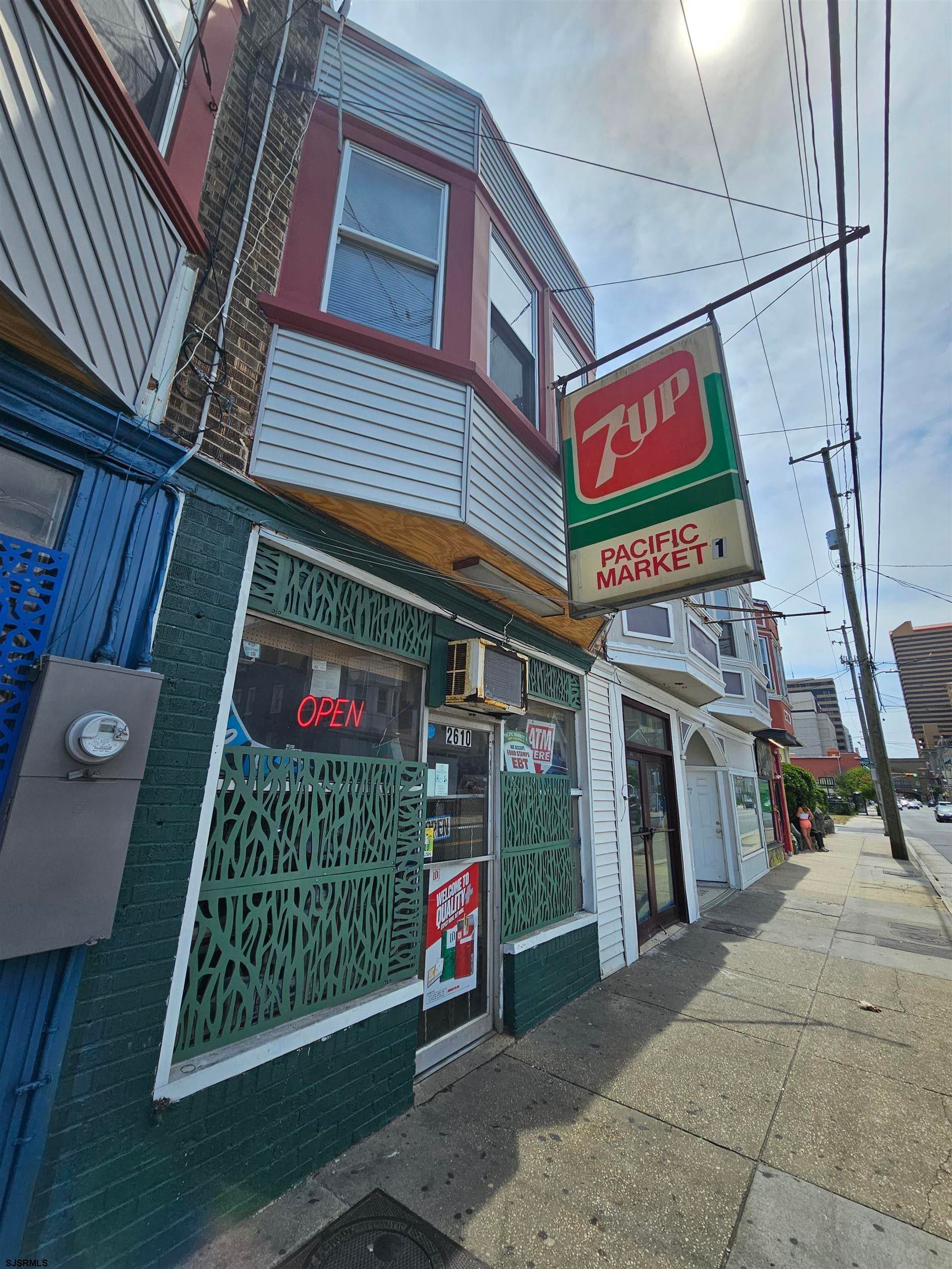 2610 Pacific — photo