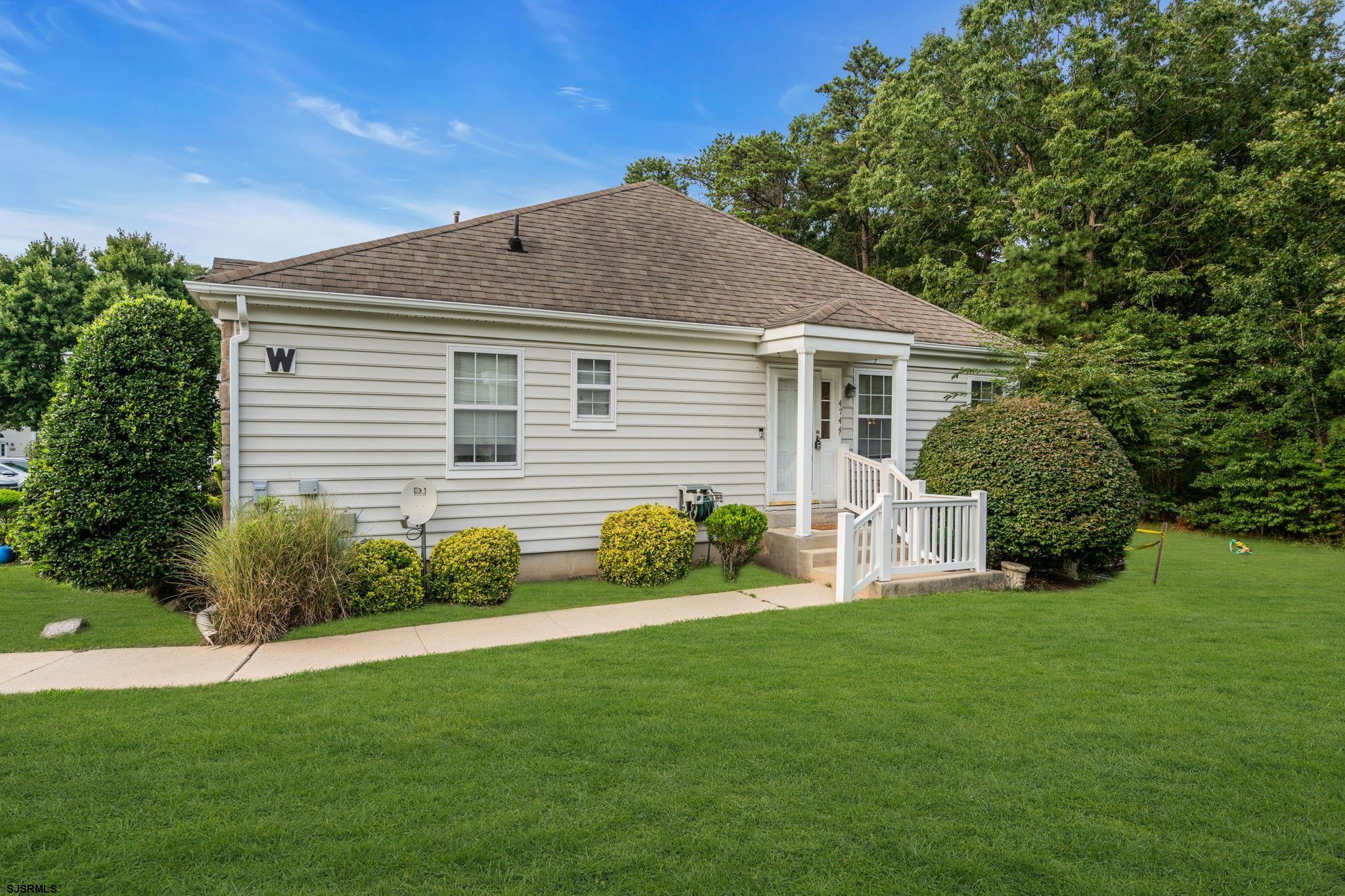 4744 Andorea 177 — photo