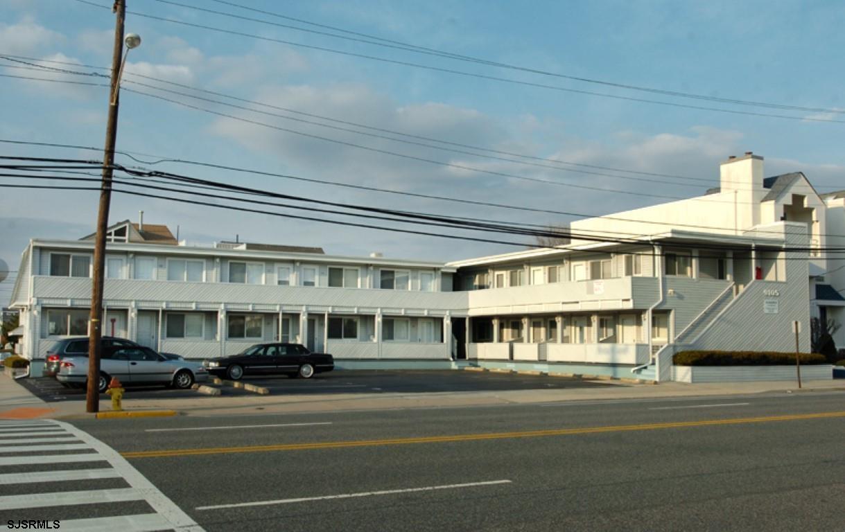 9105 Atlantic — photo