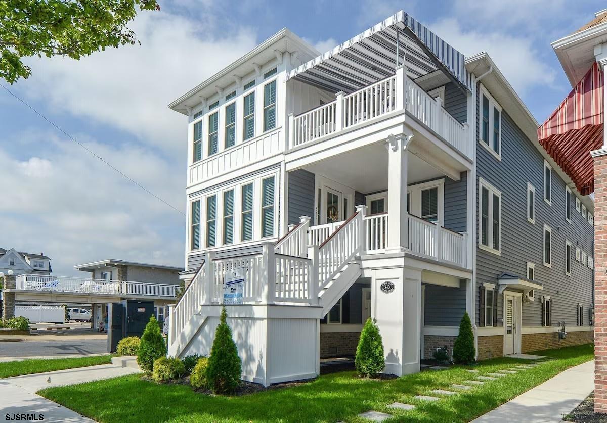 842 Wesley Ave # 842 2 — photo