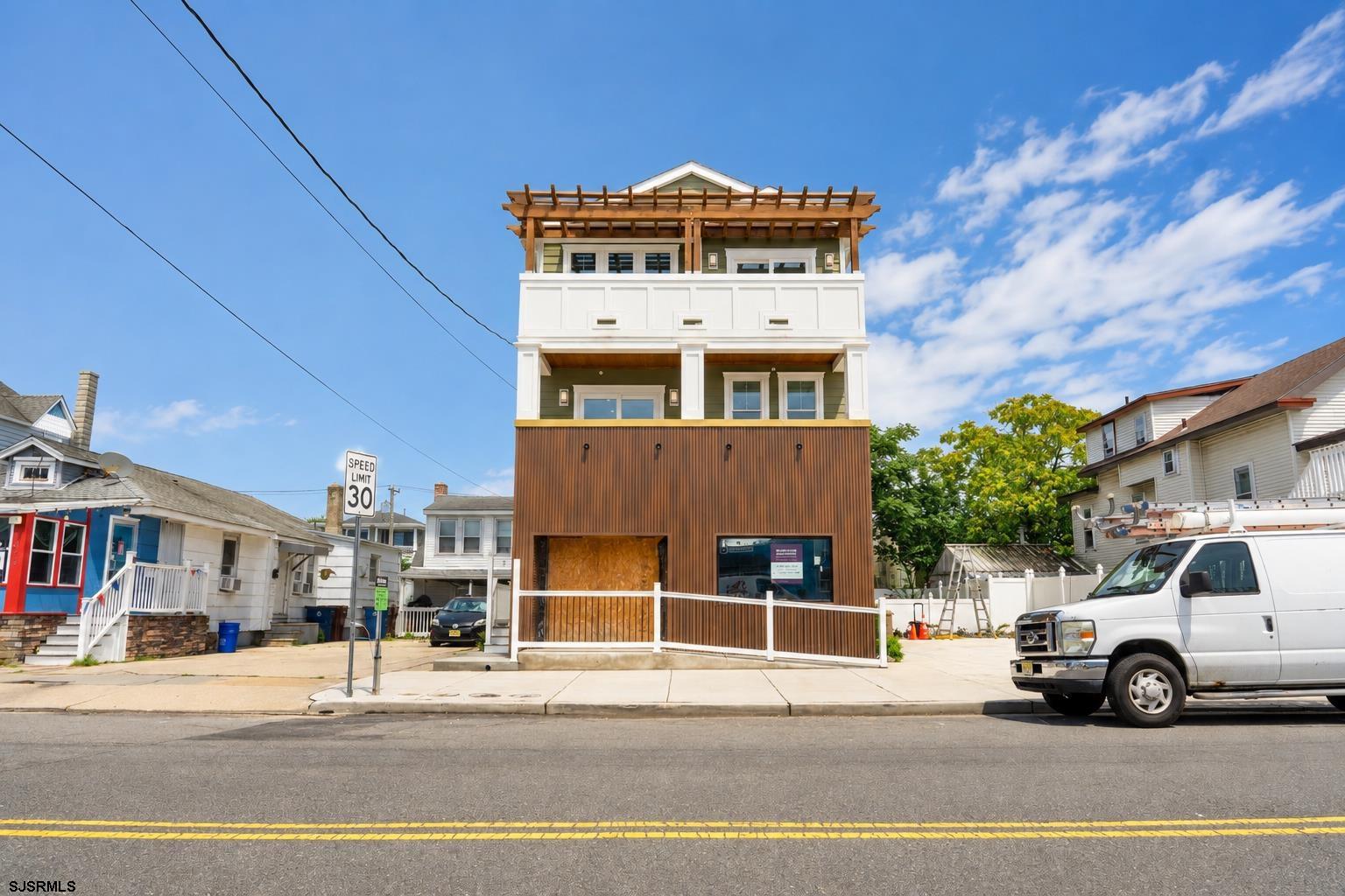 111 N Dorset B — photo