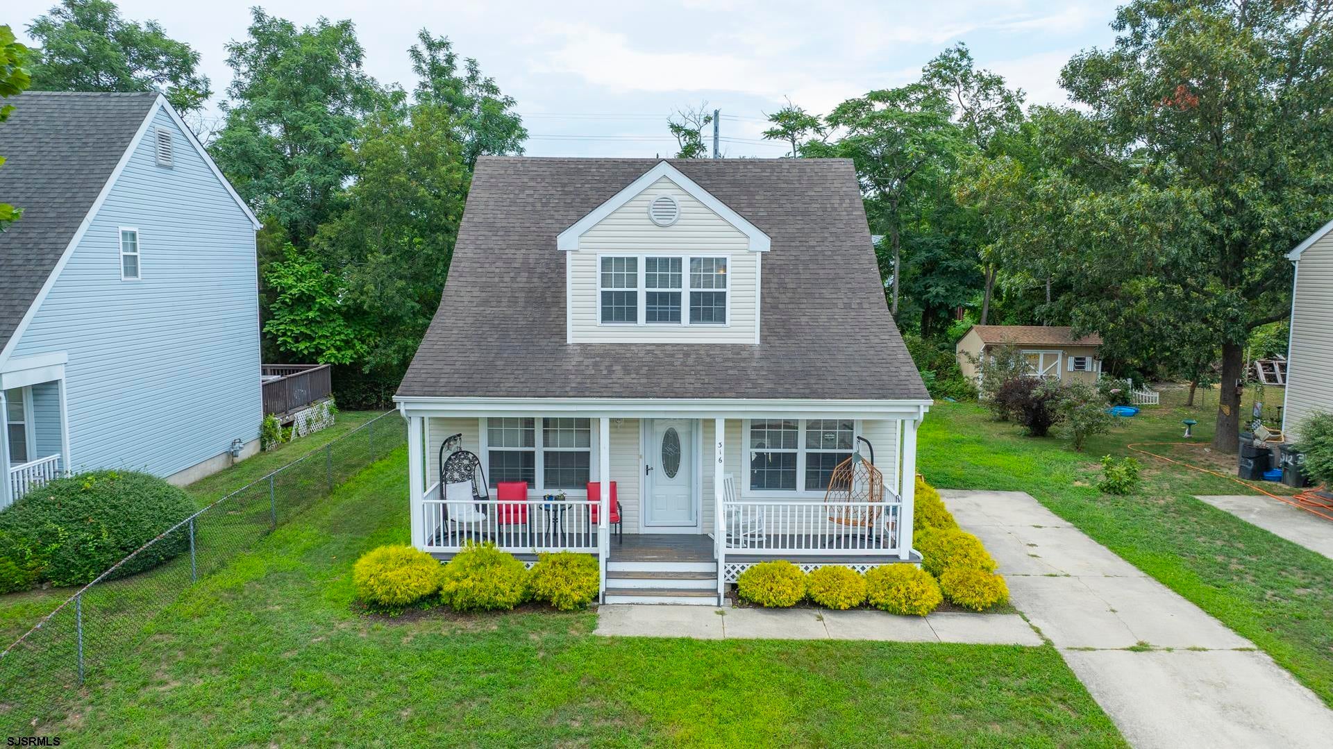 316 Mallard Ct — photo