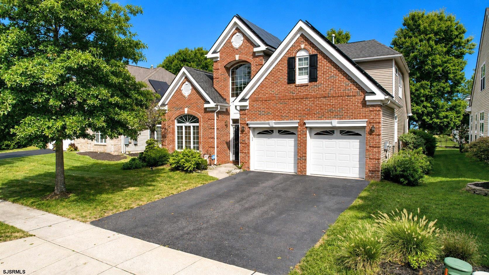 8 Lewis Dr — photo