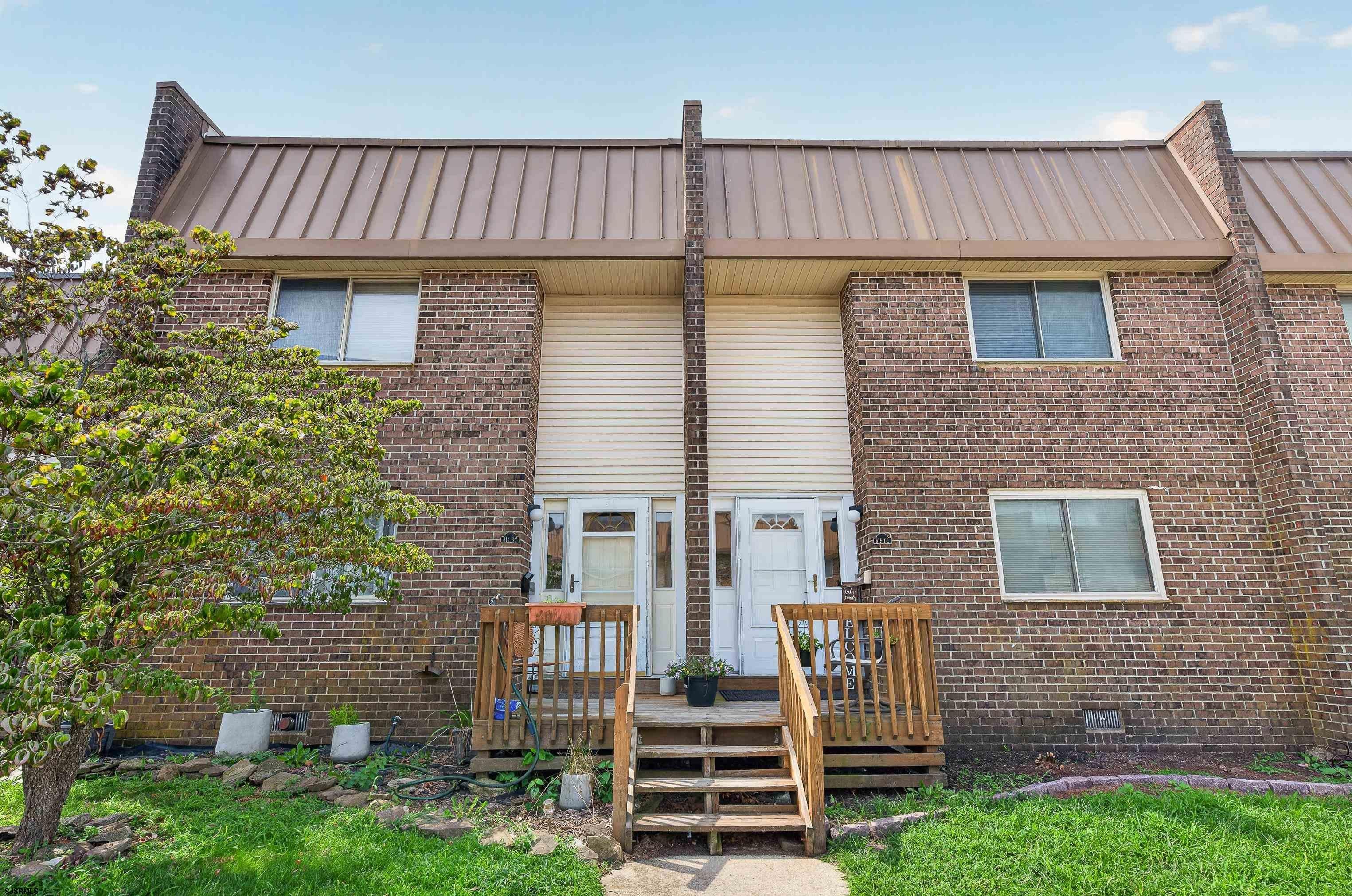 814 Dudley 112 — photo