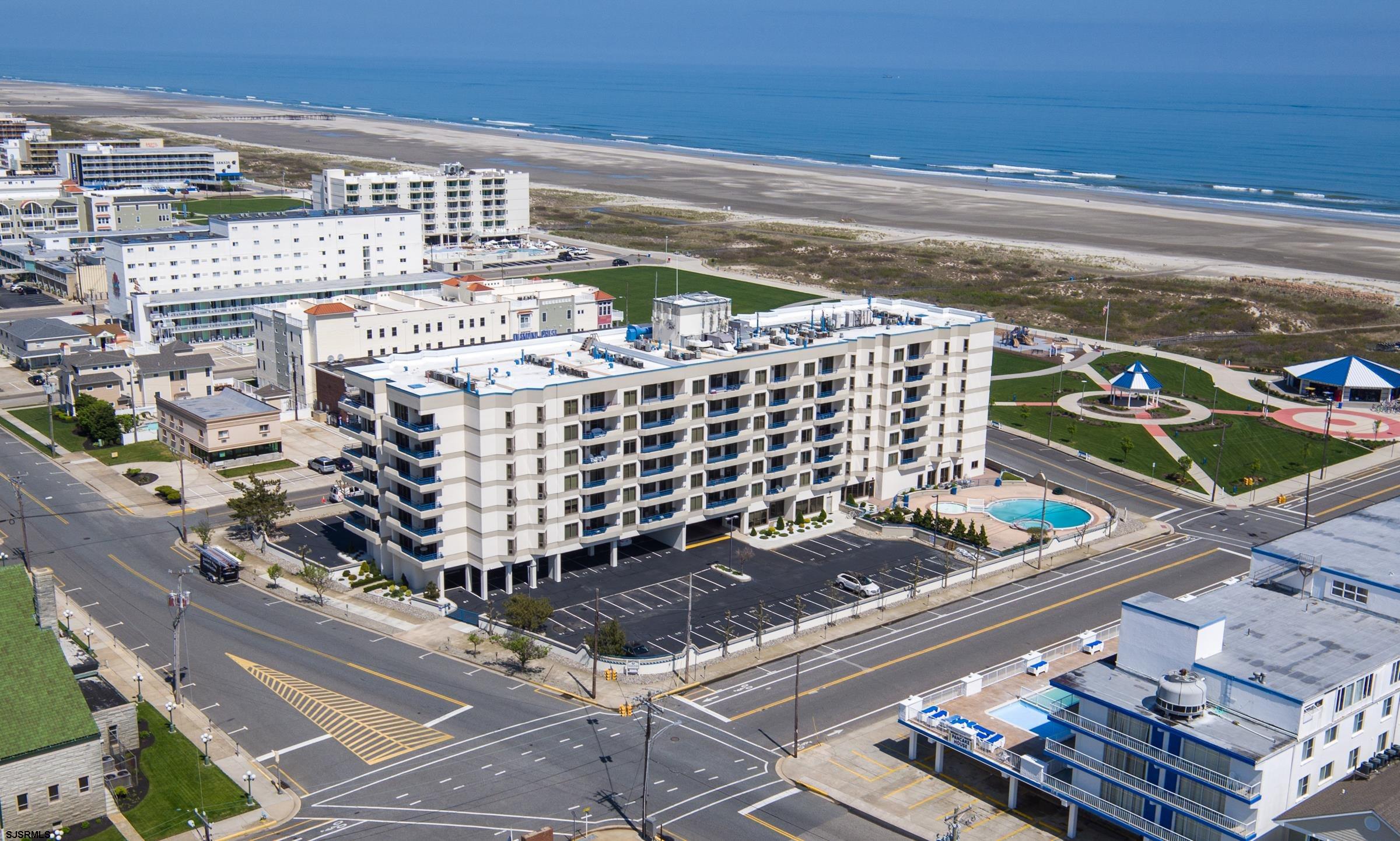 7100 Ocean 215 — photo