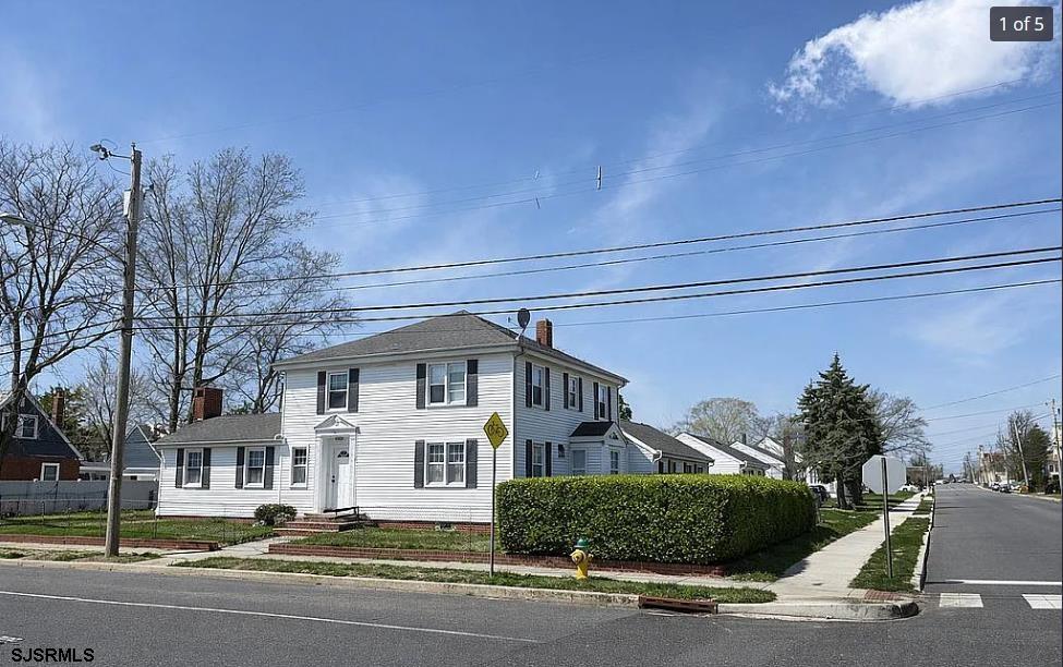301 S Franklin Blvd — photo