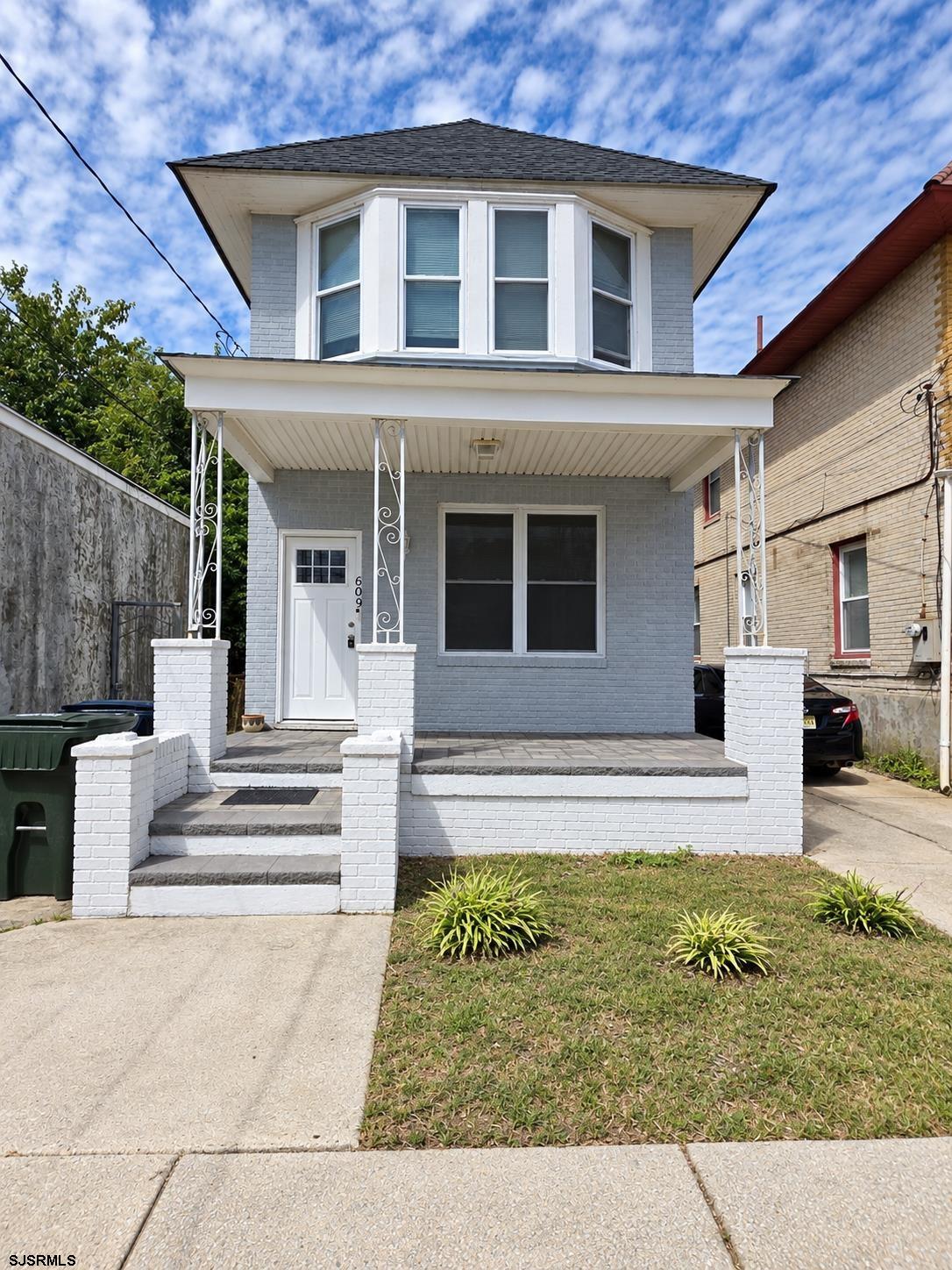 609 N Adriatic Ave — photo