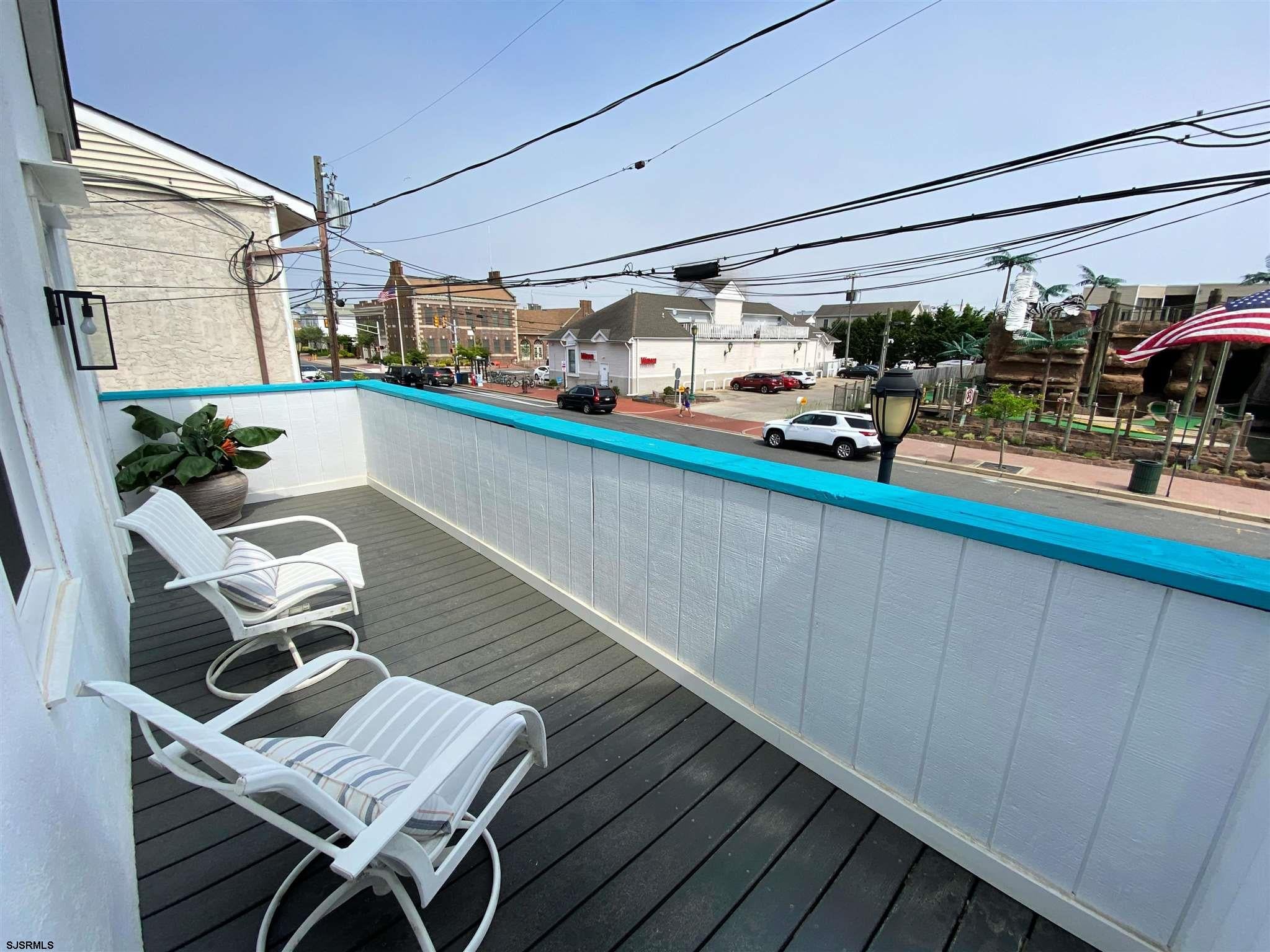9313 Ventnor — photo