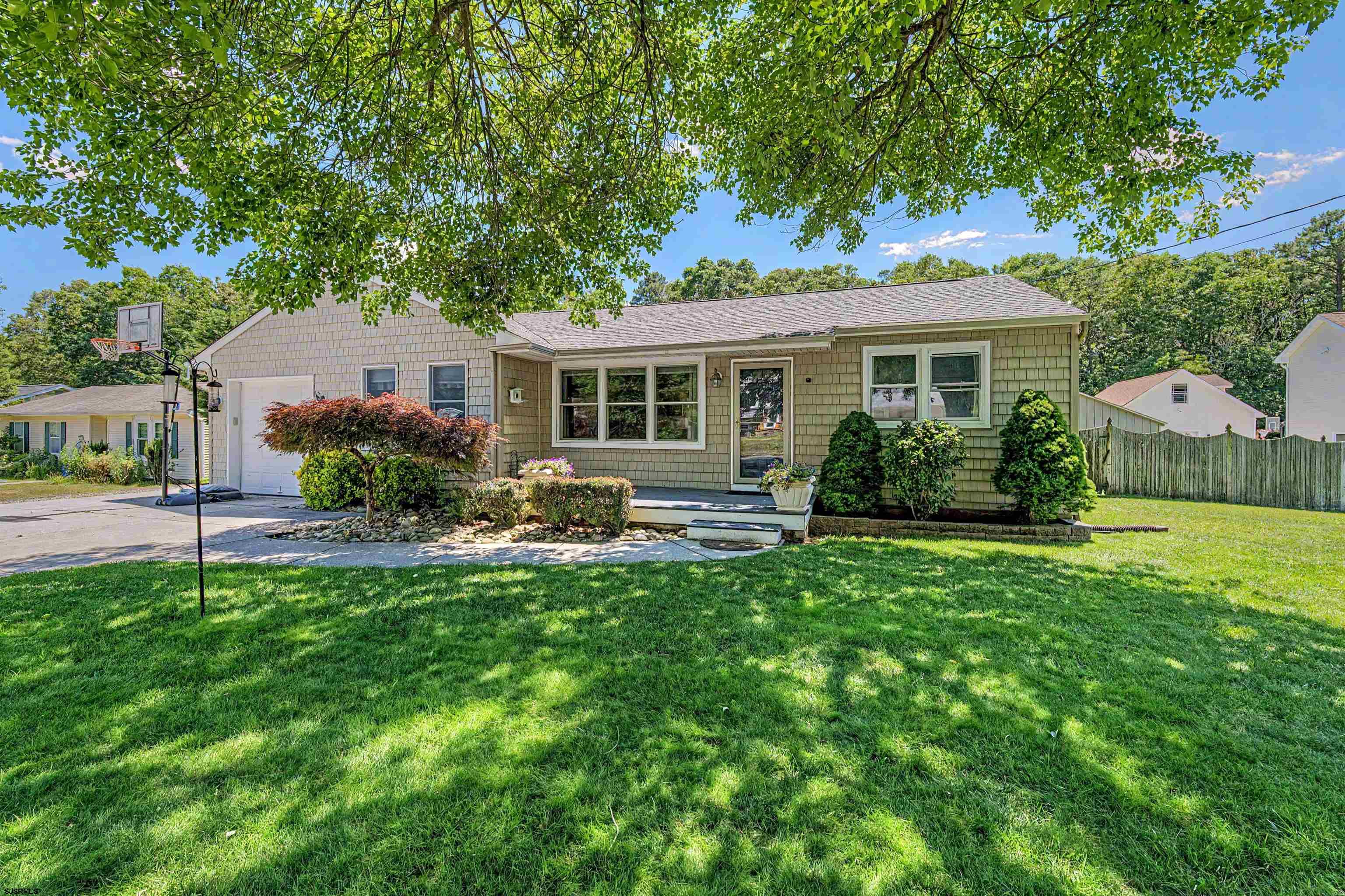 149 Crestview Ave — photo
