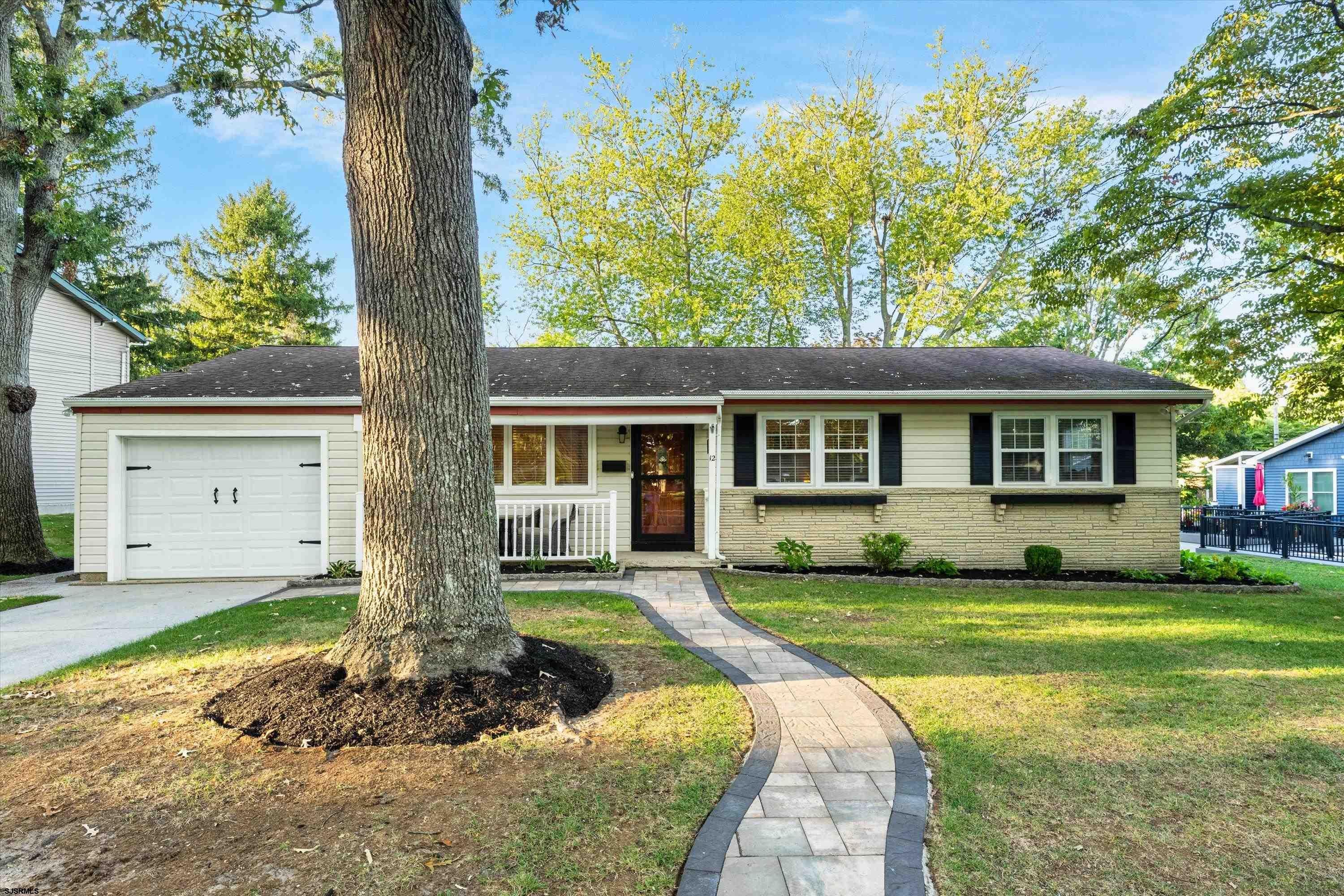 12 Dogwood Dr — photo