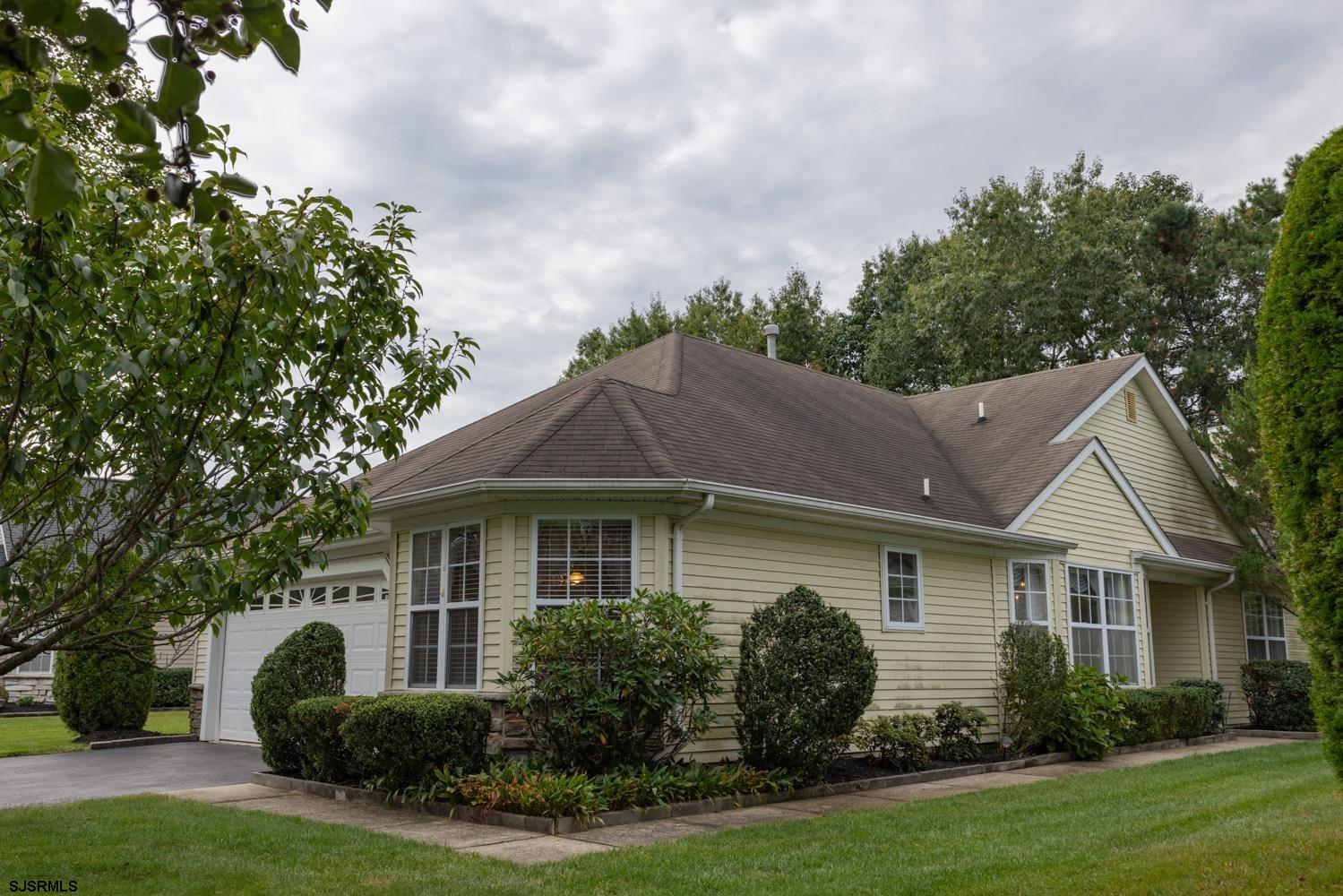 10 Wellington Ln — photo