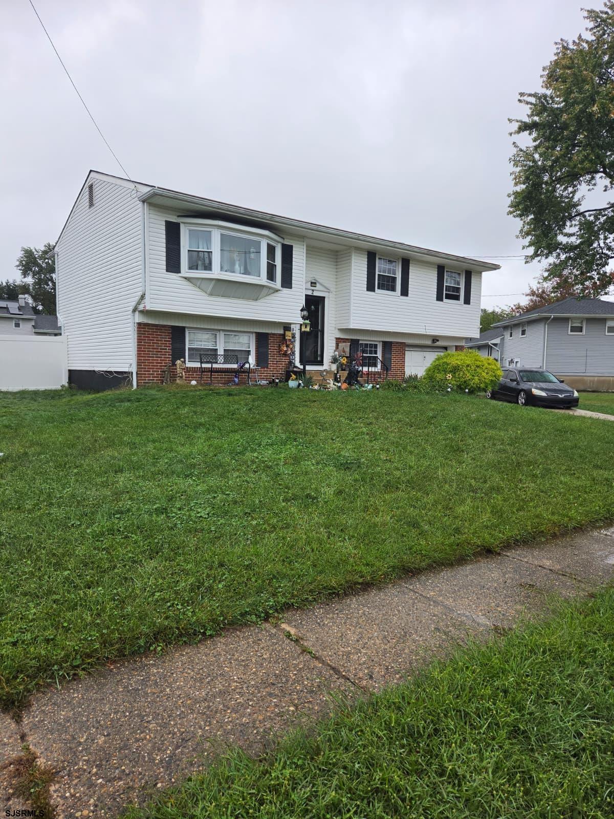 2 Walnut Dr — photo