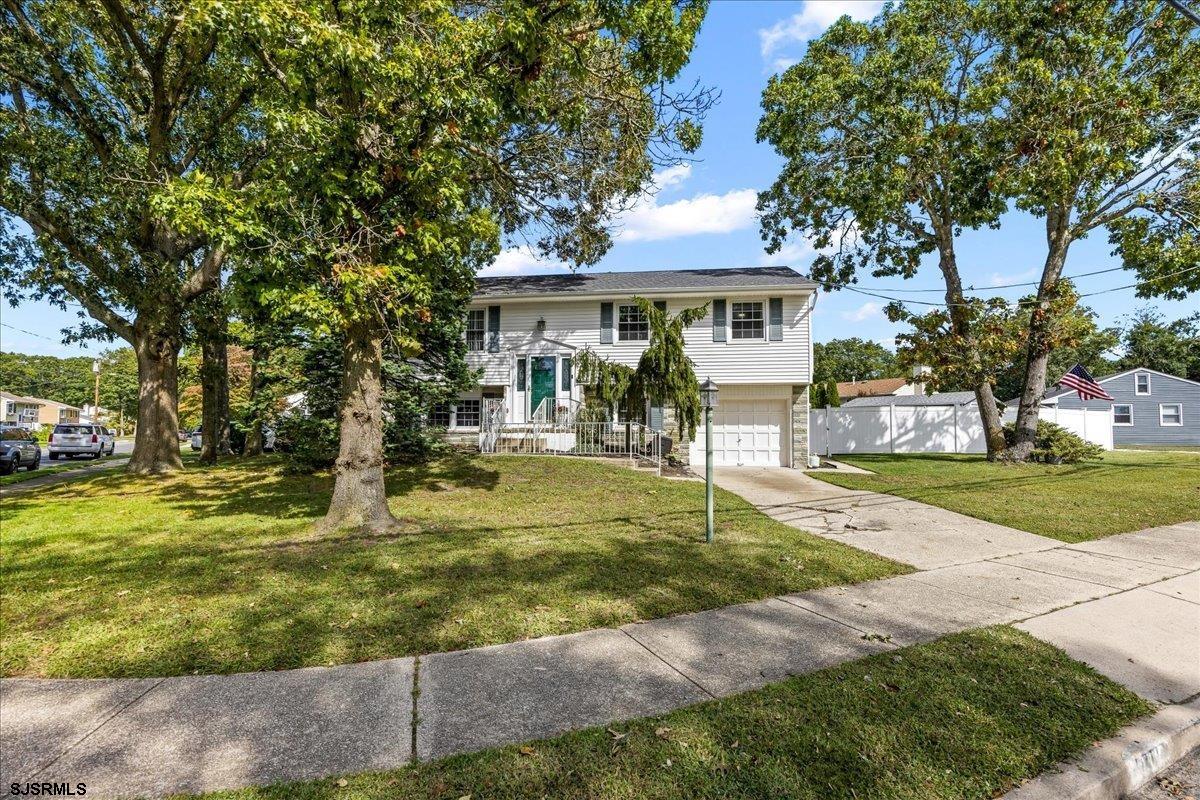 1011 W Groveland Ave — photo