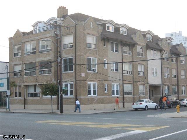 3801 Atlantic Ave — photo
