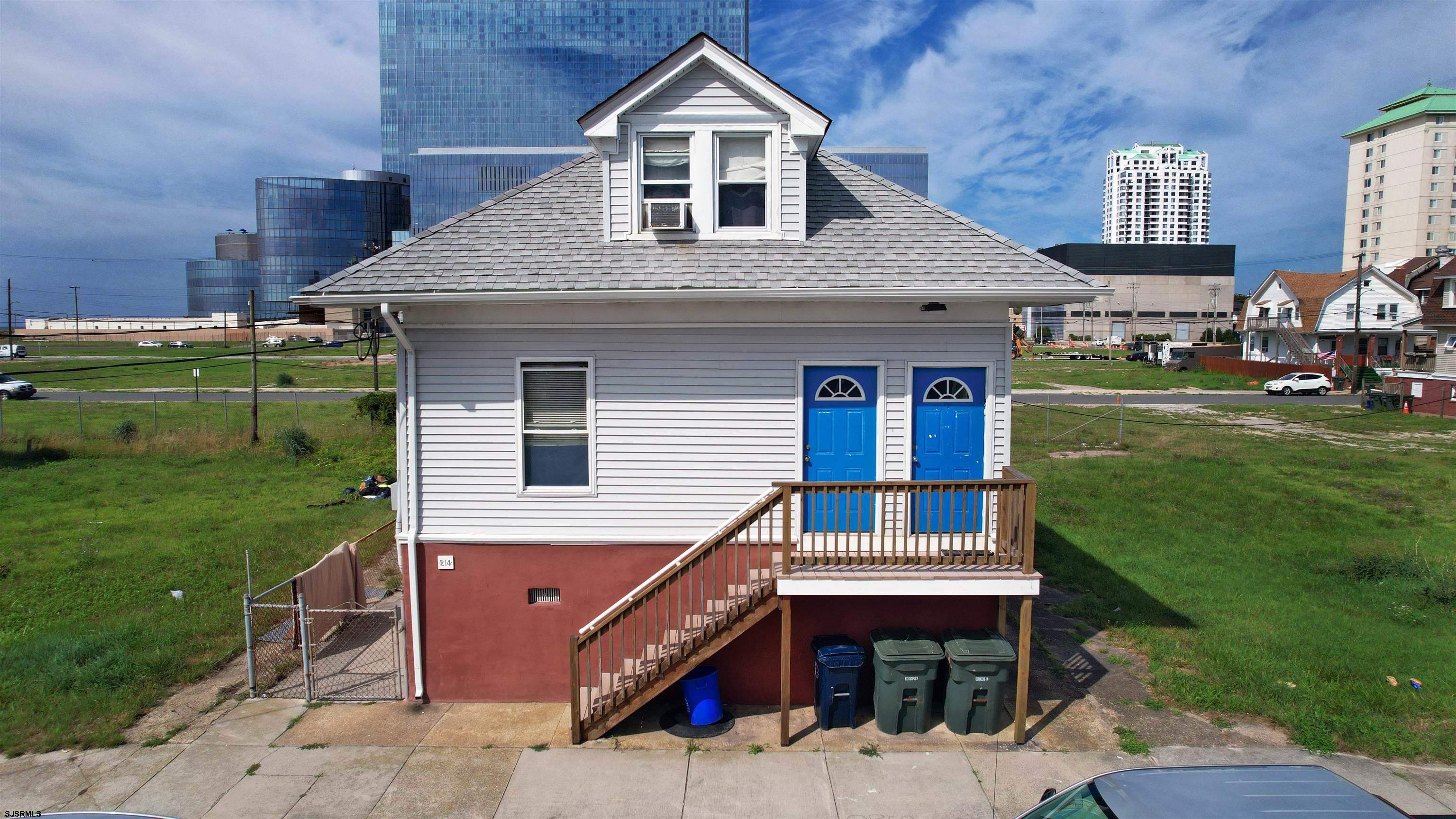 214 Seaside Ave — photo