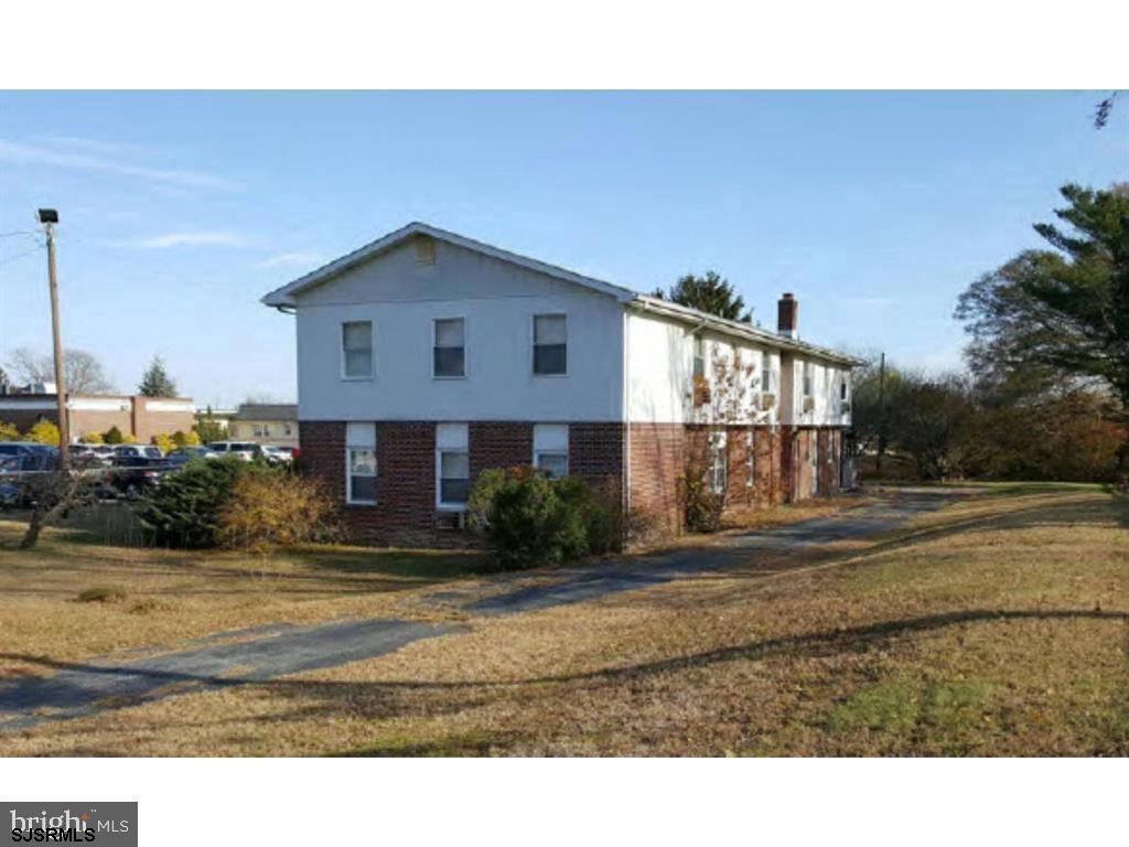 1104 Clematis Ave — photo