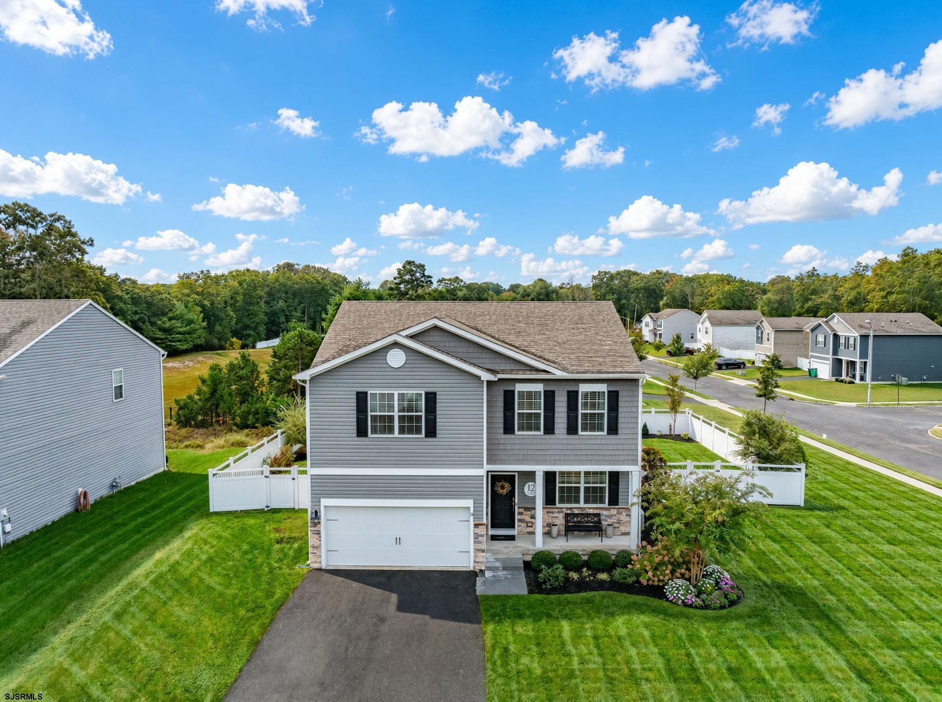 12 Wexford Ln — photo