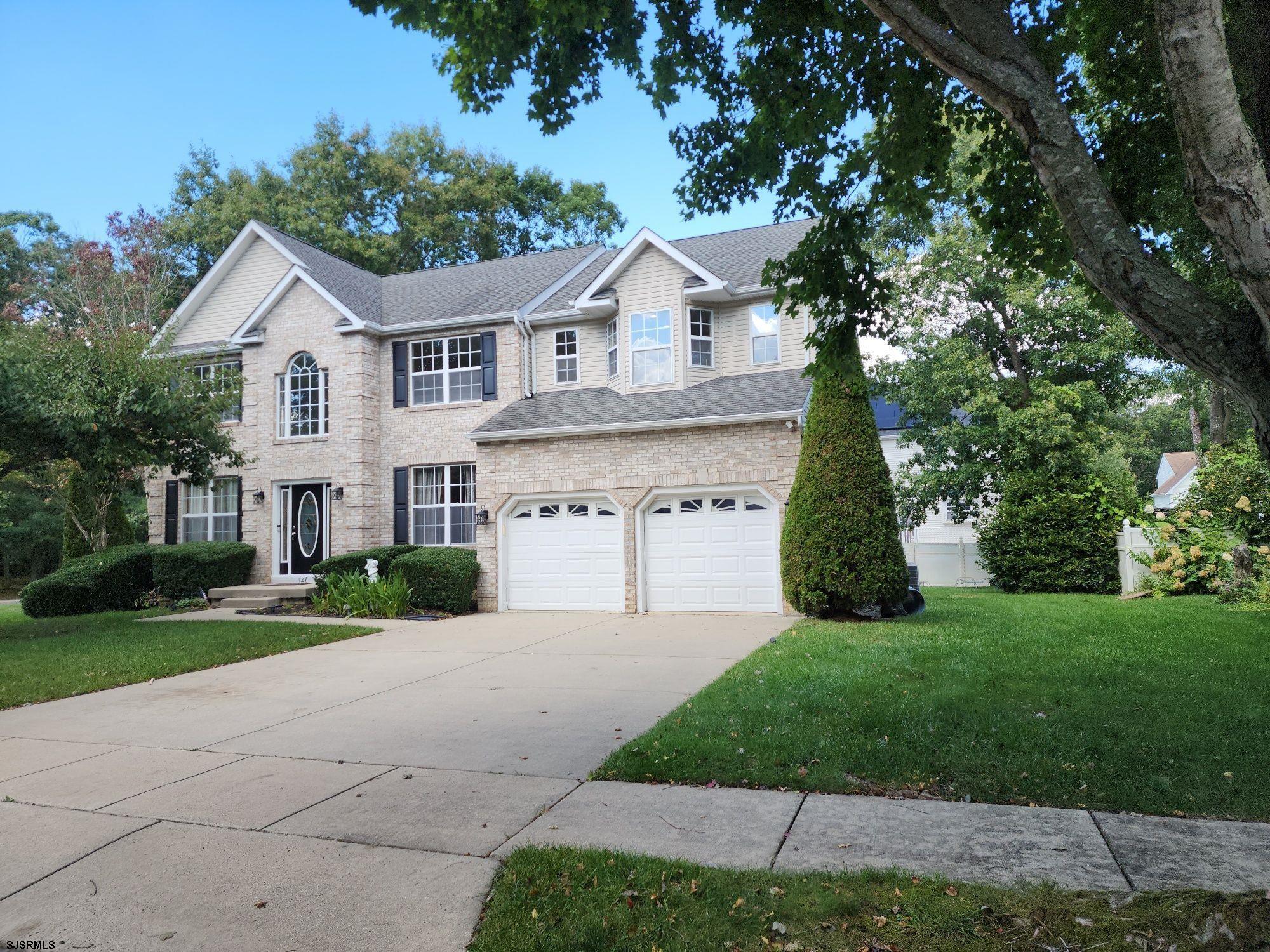 127 Brettwood Dr — photo
