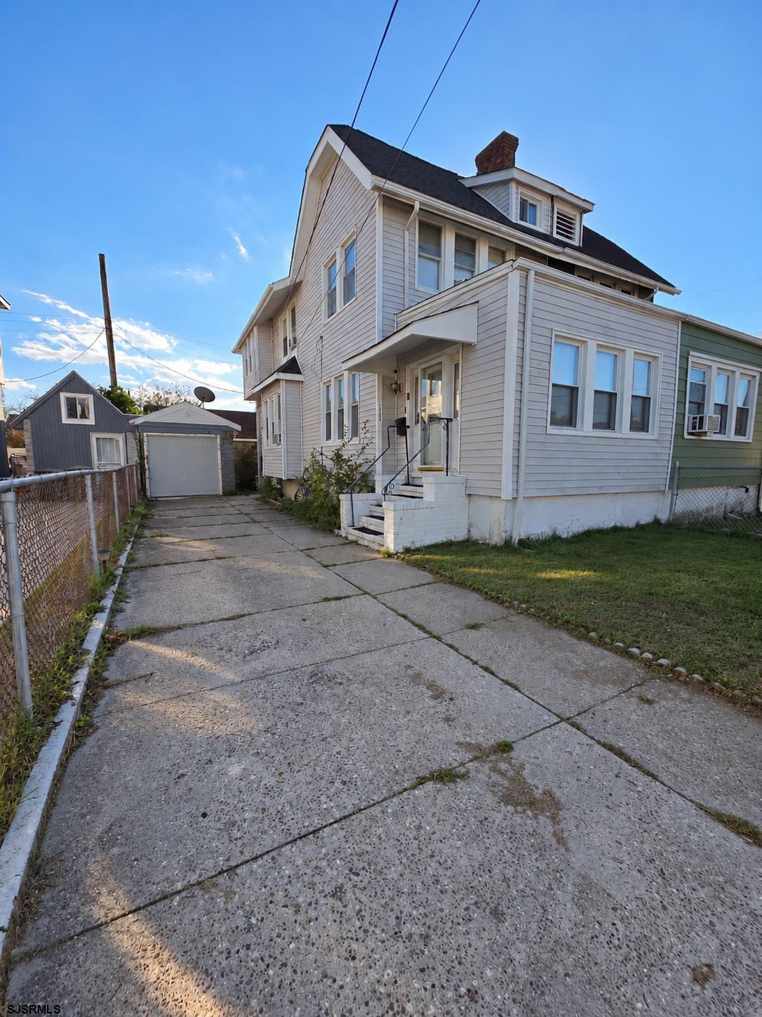 1530 Madison Ave — photo