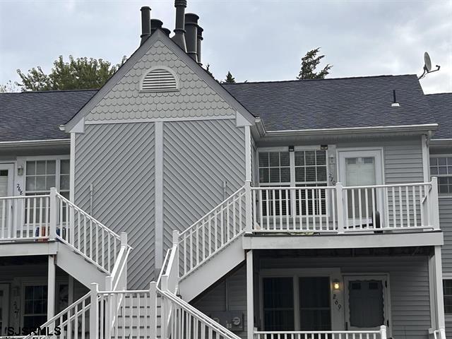 270 London Ct — photo