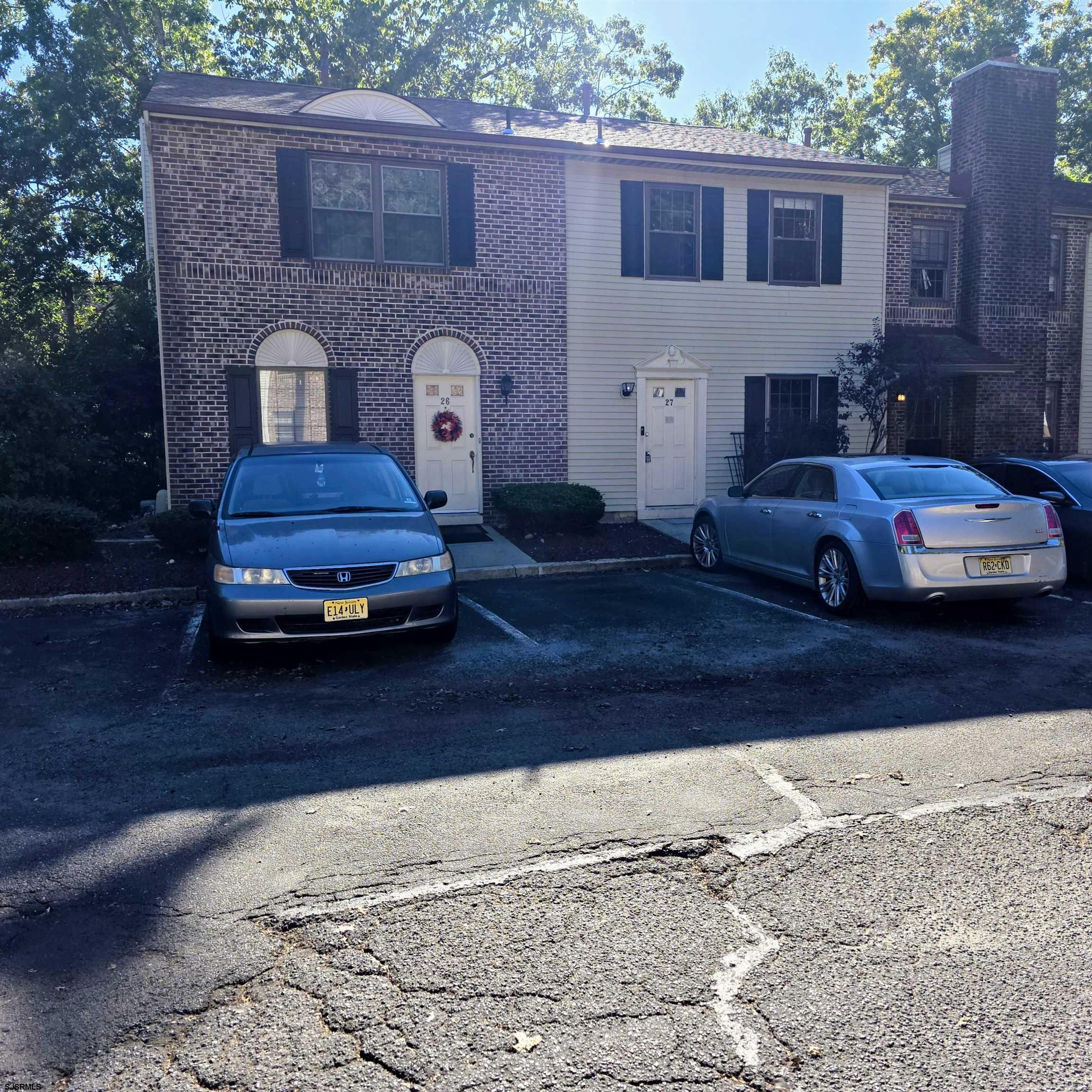 225 W Leeds 27 Orchards — photo