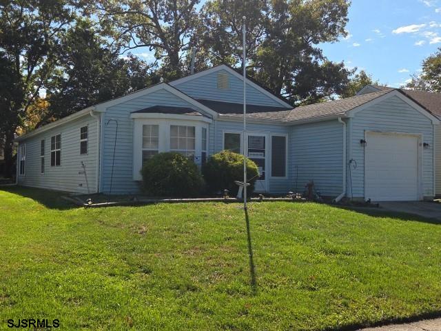 224 Danbury Dr — photo