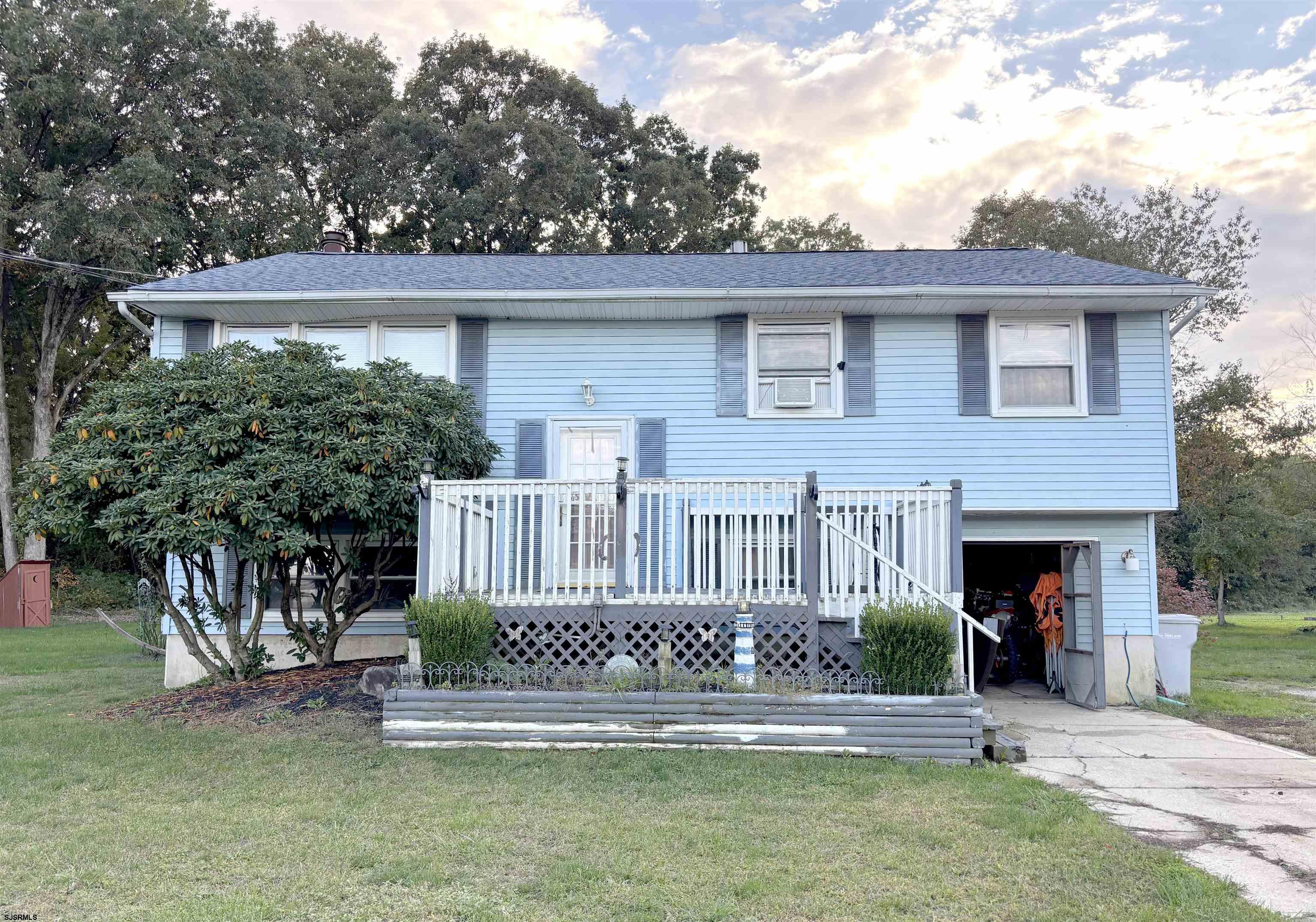 2230 Berkeley Drive — photo