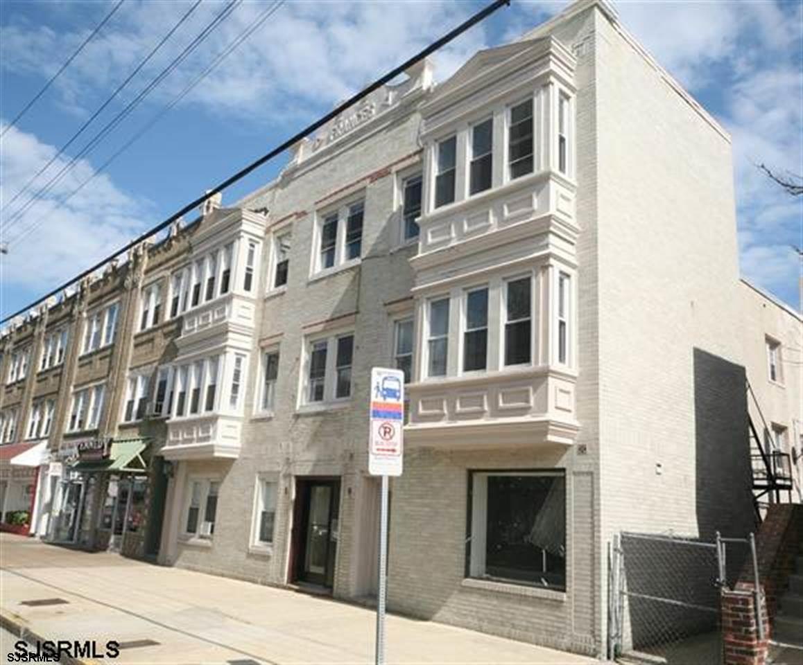 3818 Ventnor Ave — photo