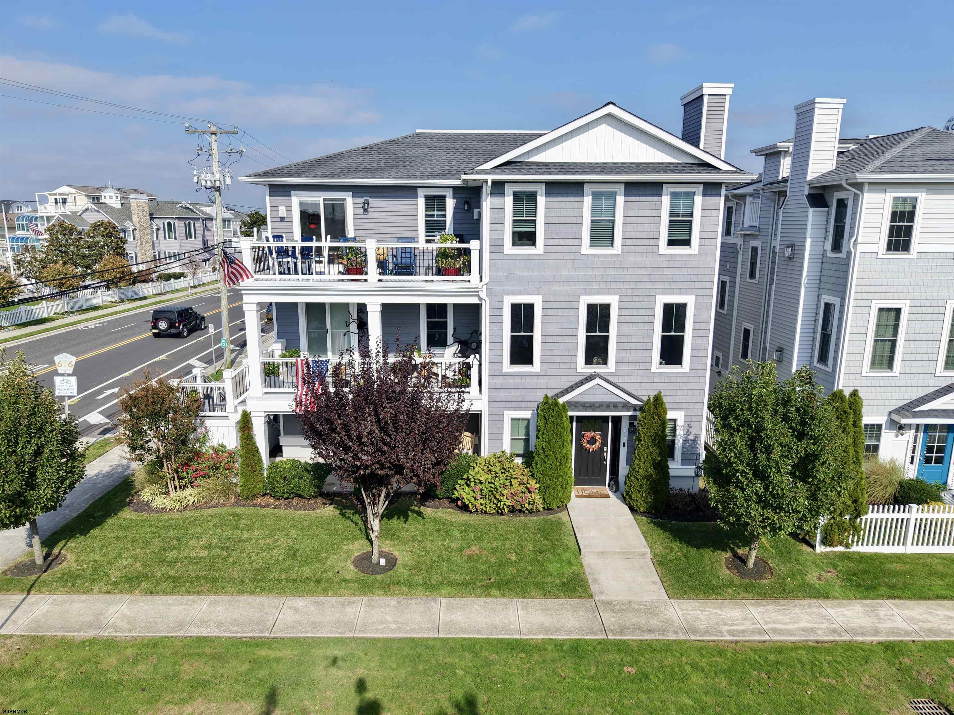 819 Bay Ave 2nd Floor — photo
