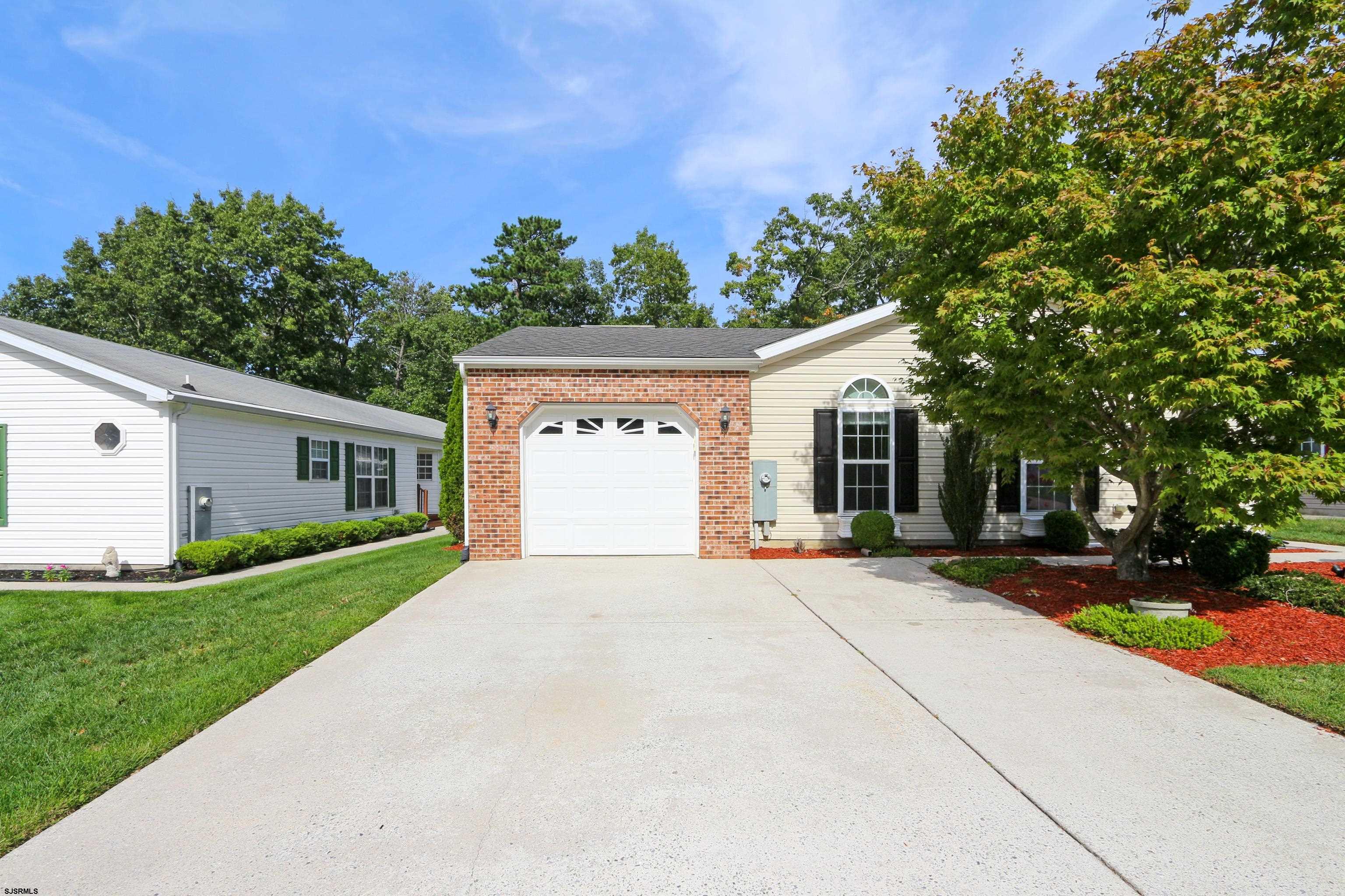 268 Pebble Dr — photo