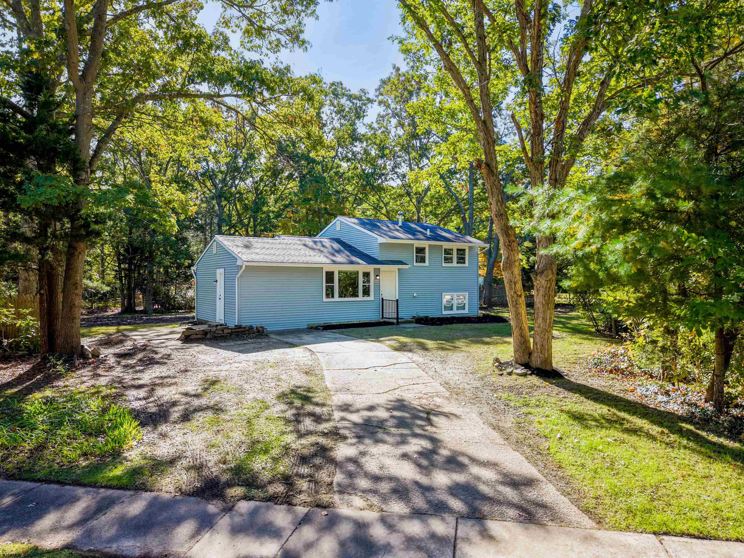 324 E Key Dr, Galloway Township, NJ 08205