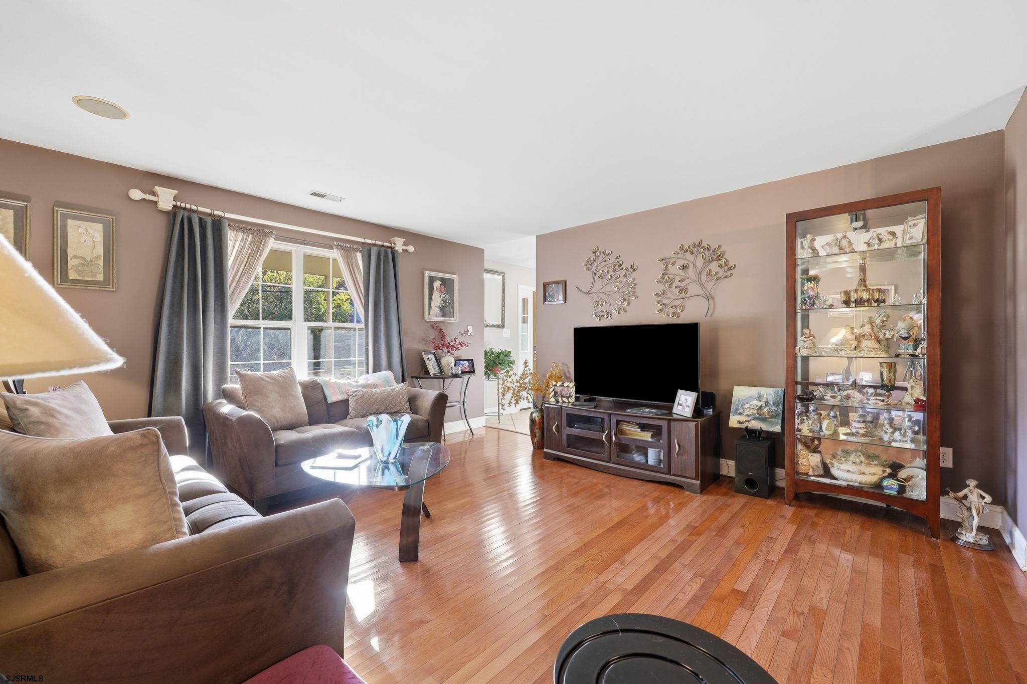 635 E Biscayne Ave, Galloway Township, NJ 08205 — photo 2