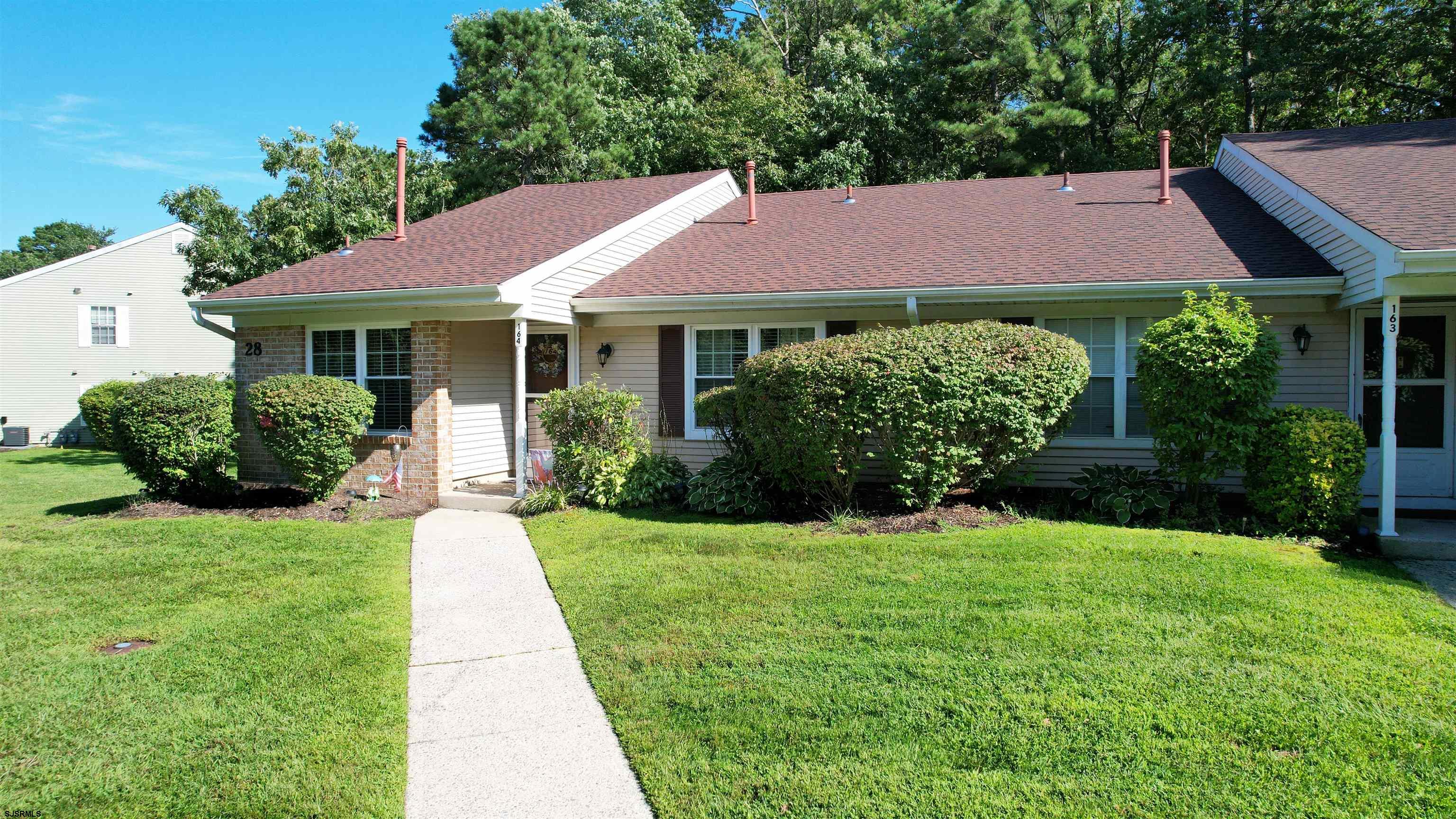 164 Club Pl — photo