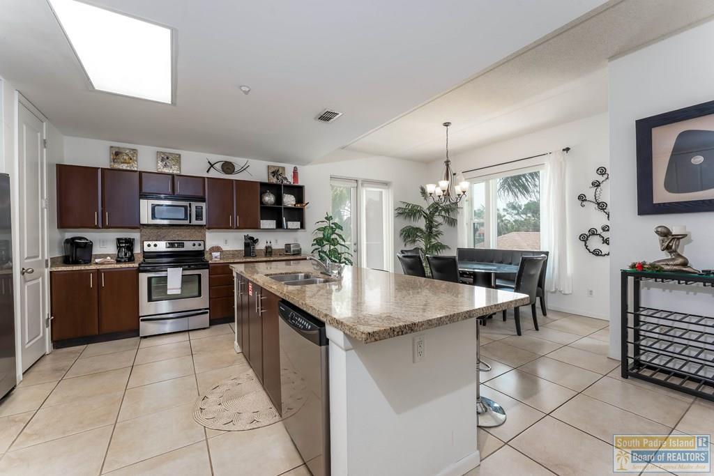 5909 Padre Blvd. #201 — photo