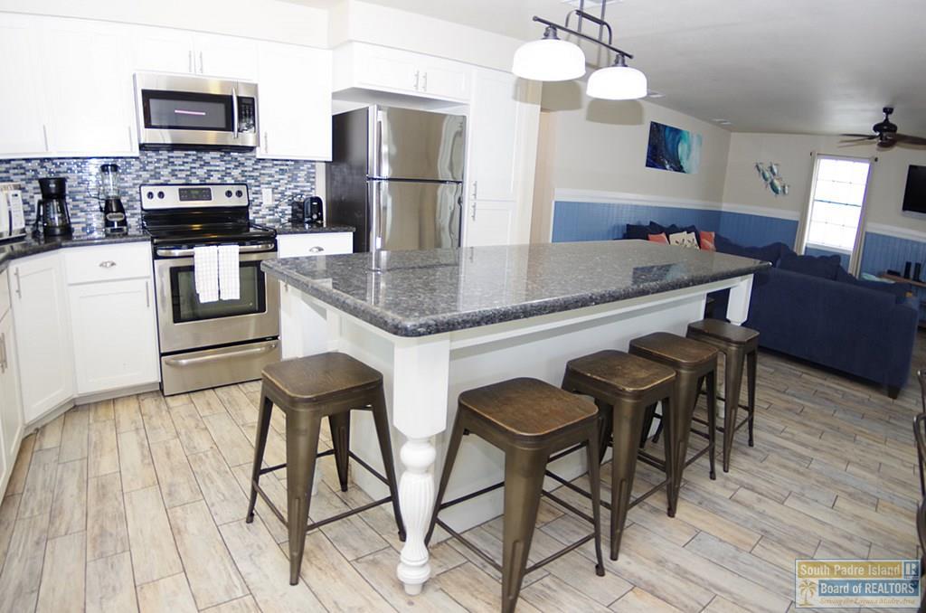 124 E Retama Dr. — photo