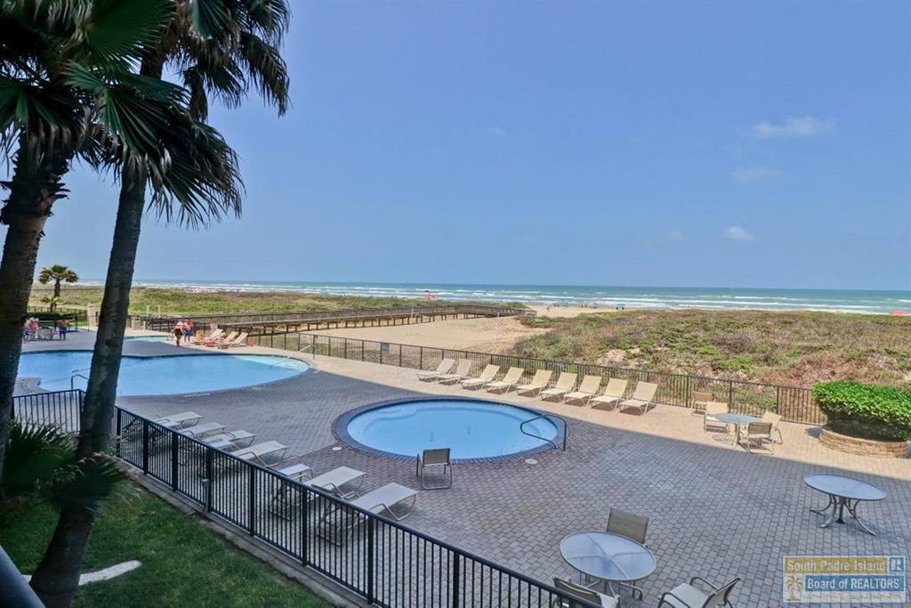 2800 Gulf Blvd. #205 — photo