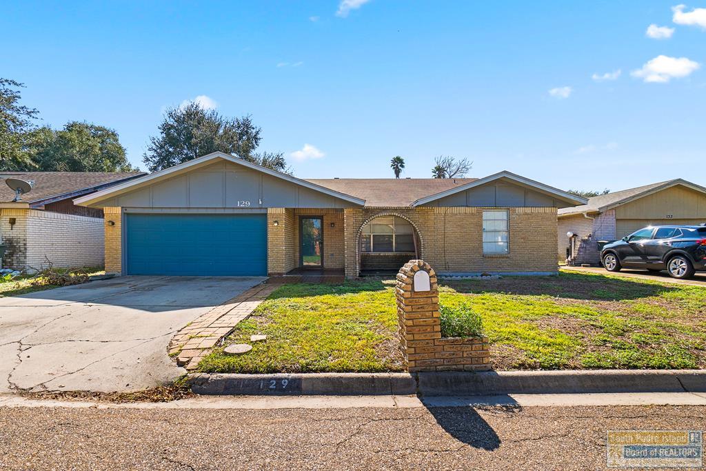 129 Spencer Ct. — photo