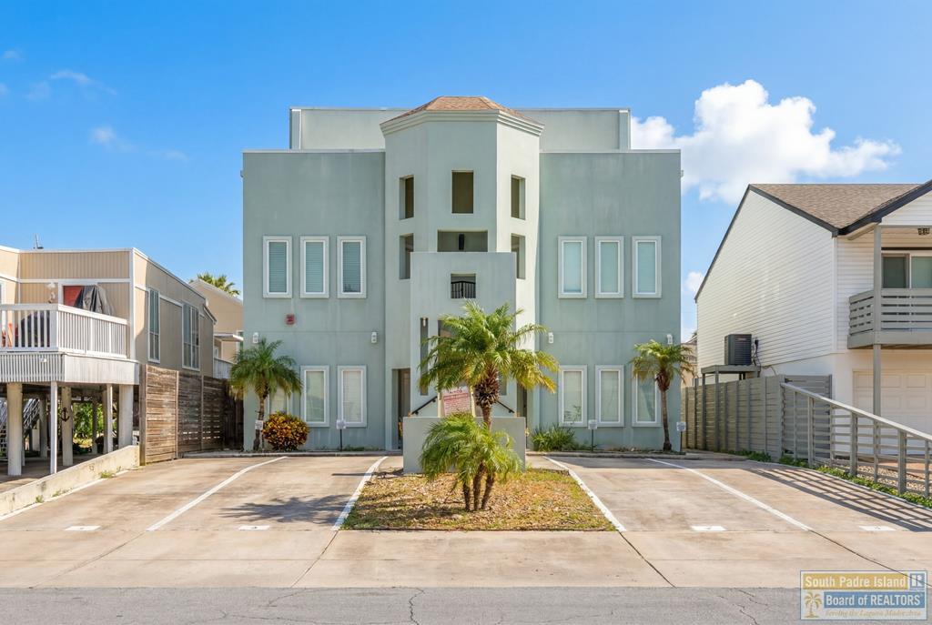112 E Acapulco St. #2 — photo