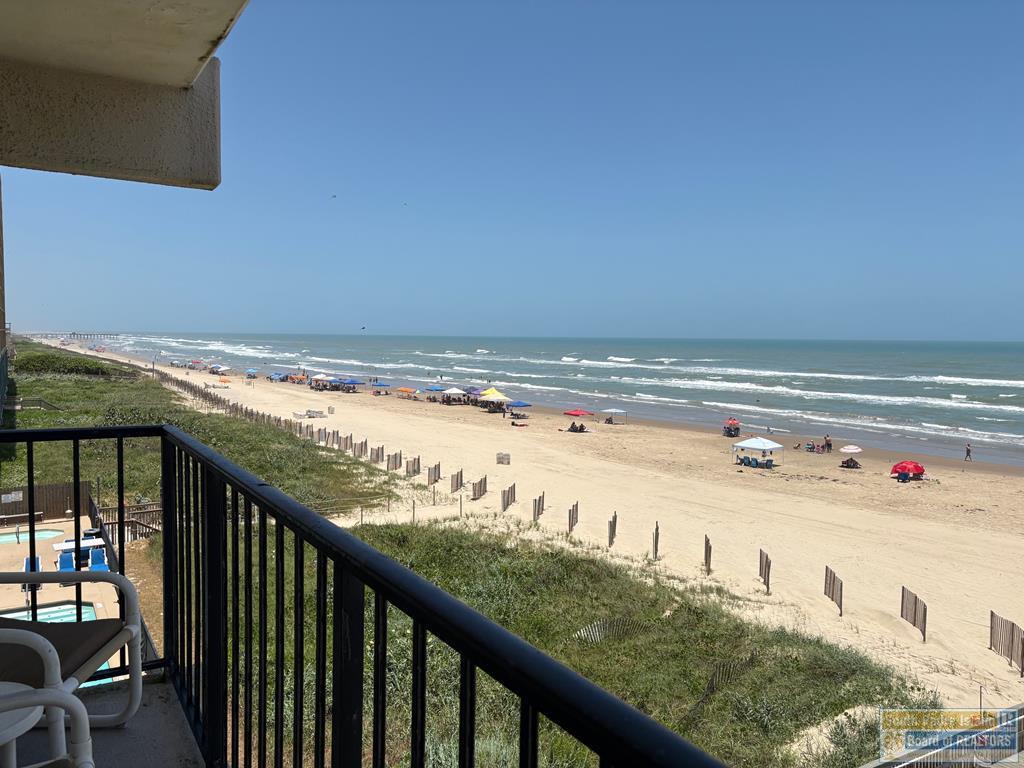 5550 Gulf Blvd. # 403 — photo