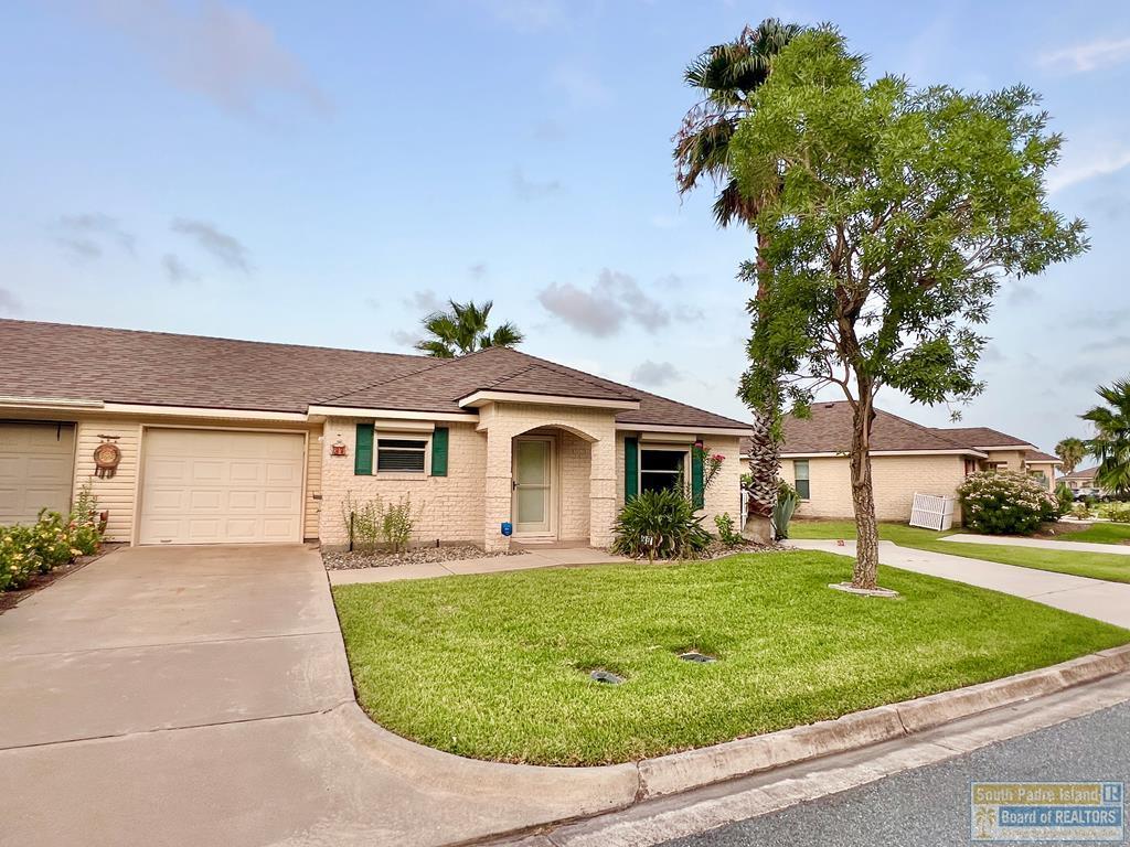 37 Pinehurst Dr. — photo