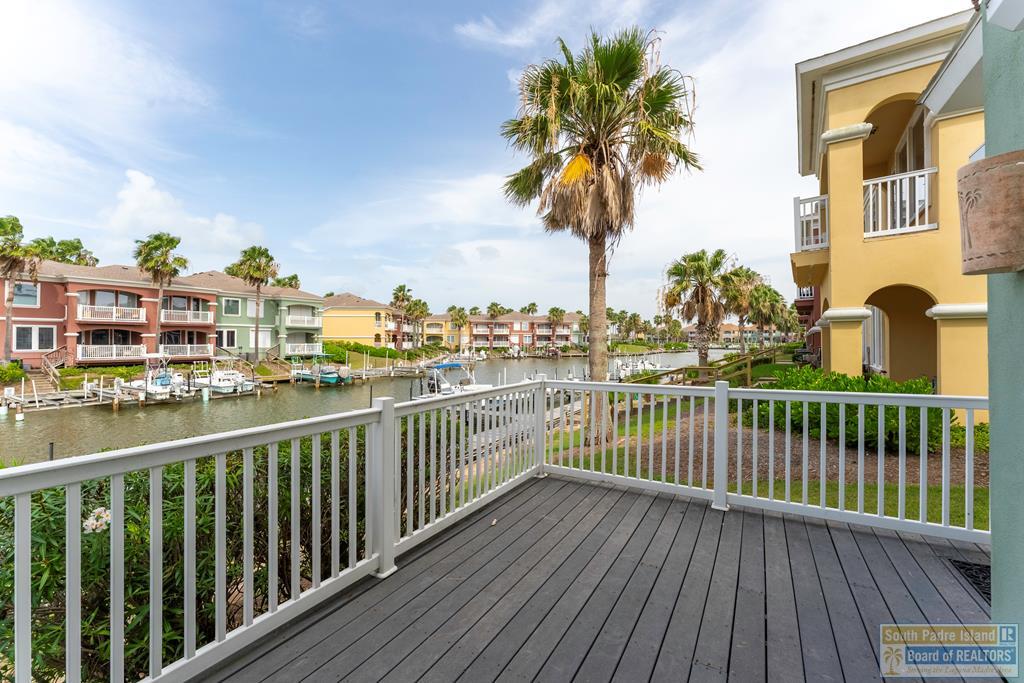 16 Harbor View — photo