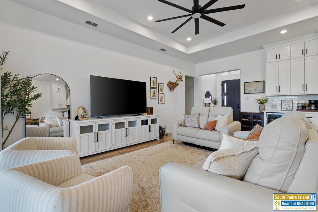 149 Torrey Pines Dr. — photo