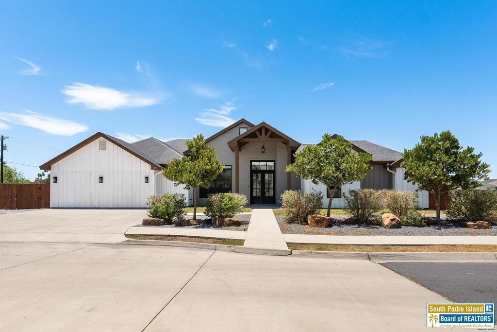 1426 Jocelyn Cir — photo