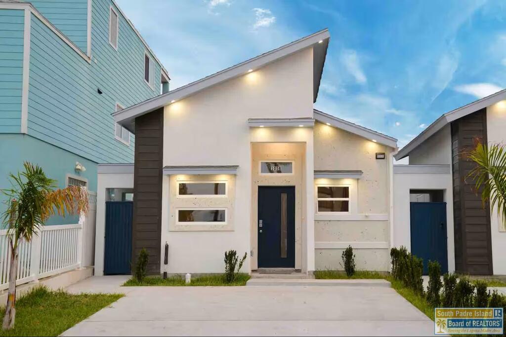 105-B E Verna Jean Dr. — photo