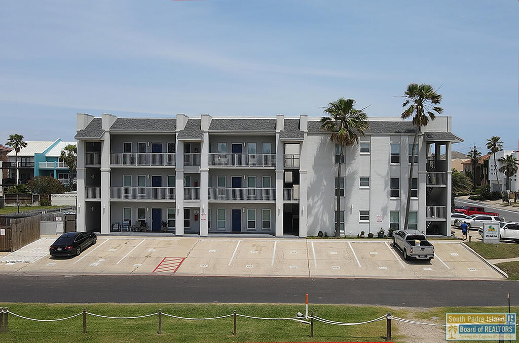 5701 Gulf Blvd. #302 — photo