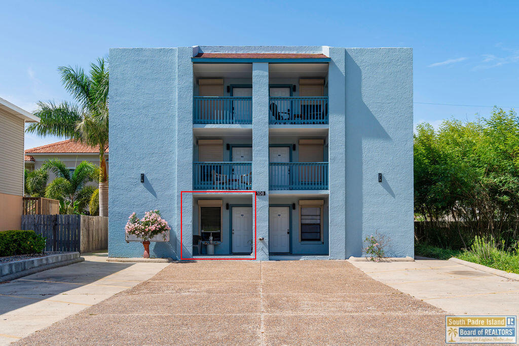 108 E Oleander St. #101 — photo