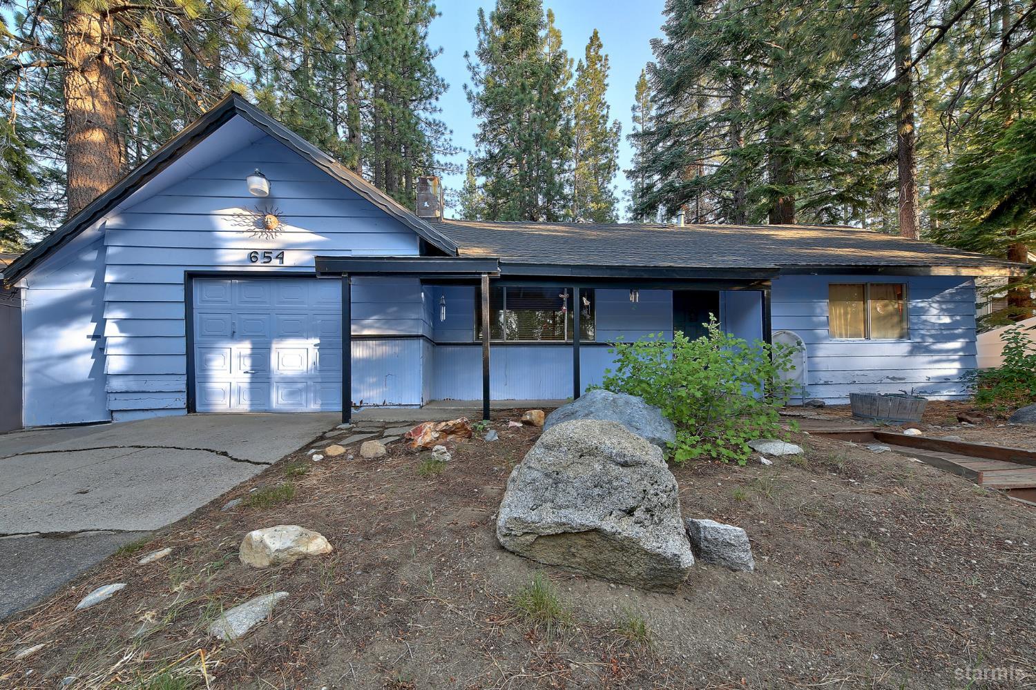 654 Tehama Drive — photo