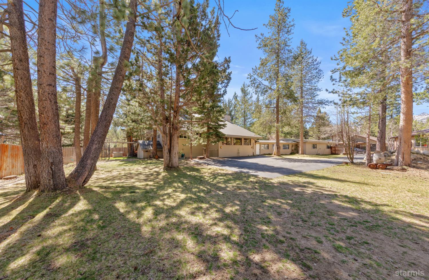 1101 Modoc Way — photo