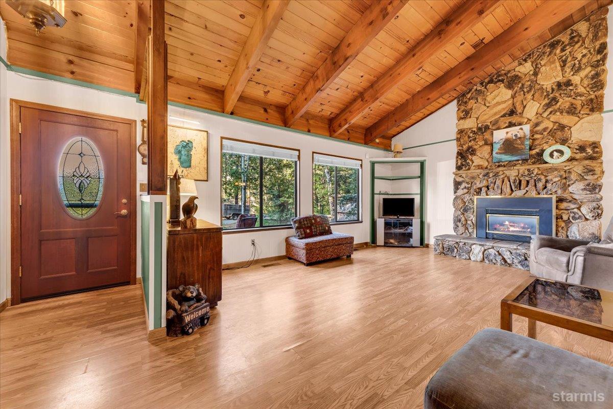 1610 Plateau Circle — photo